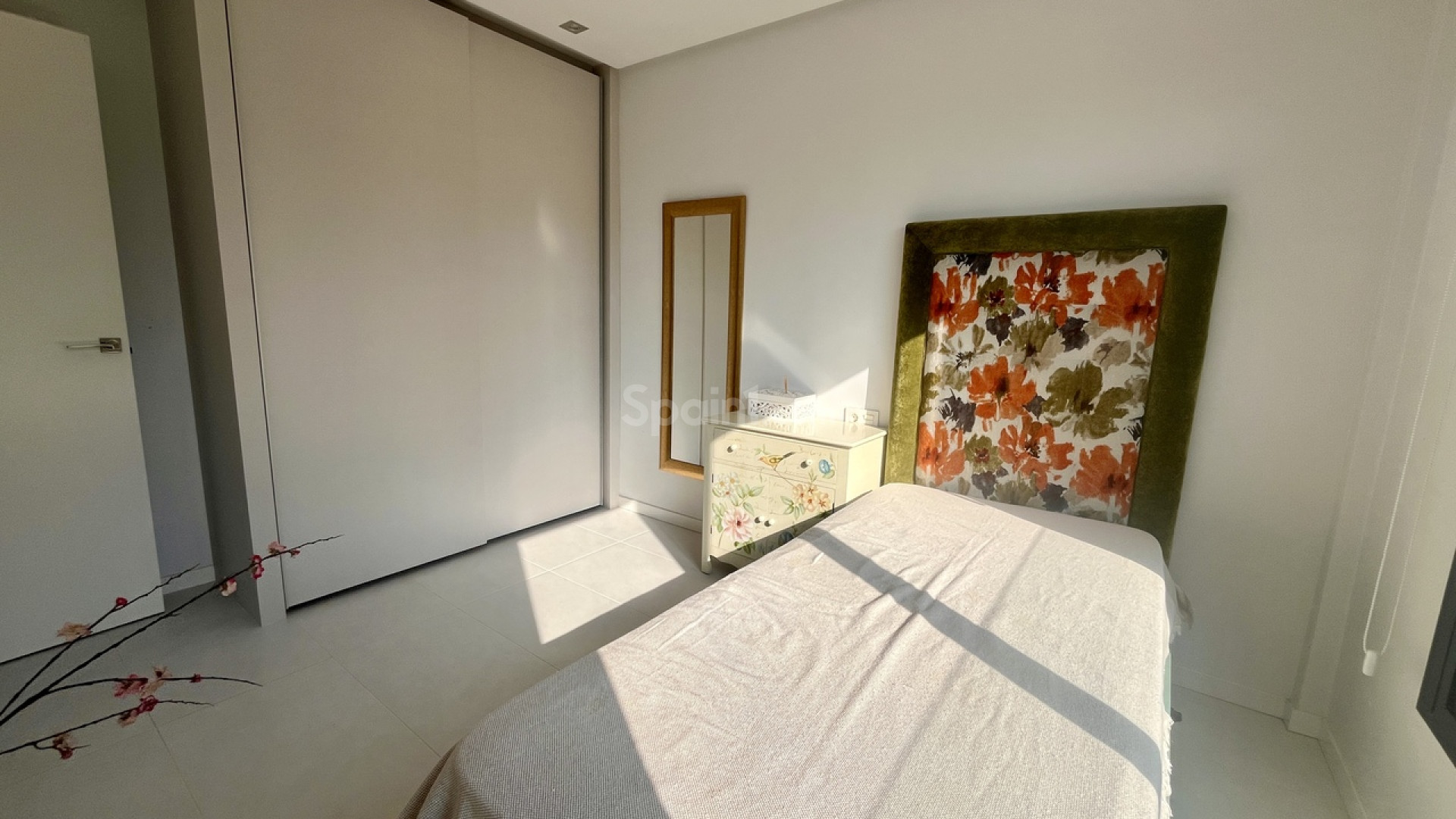 Resale - Villa -
Orihuela Costa