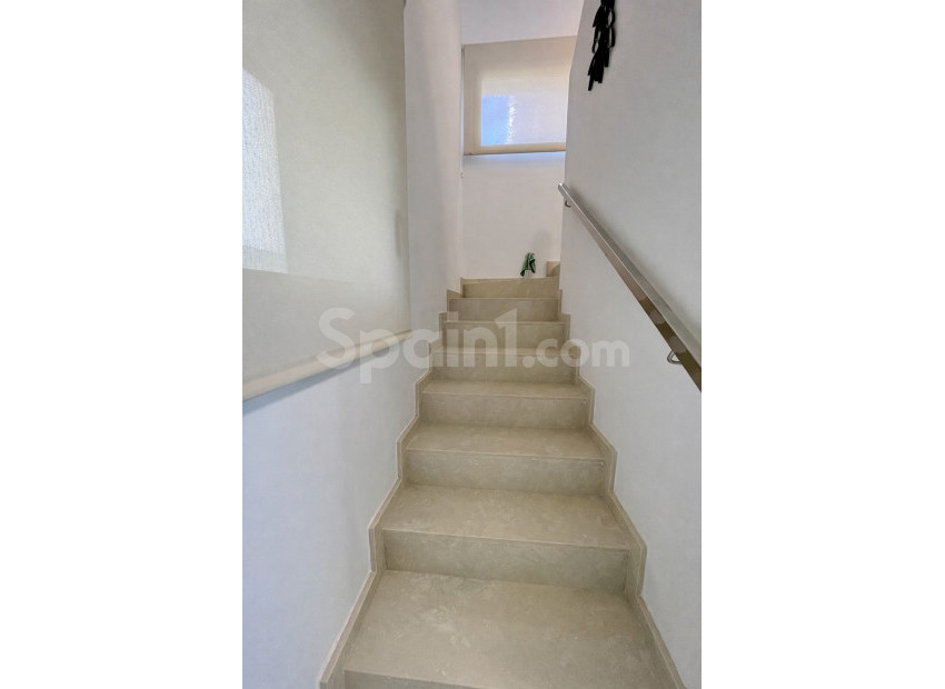 Resale - Villa -
Orihuela Costa