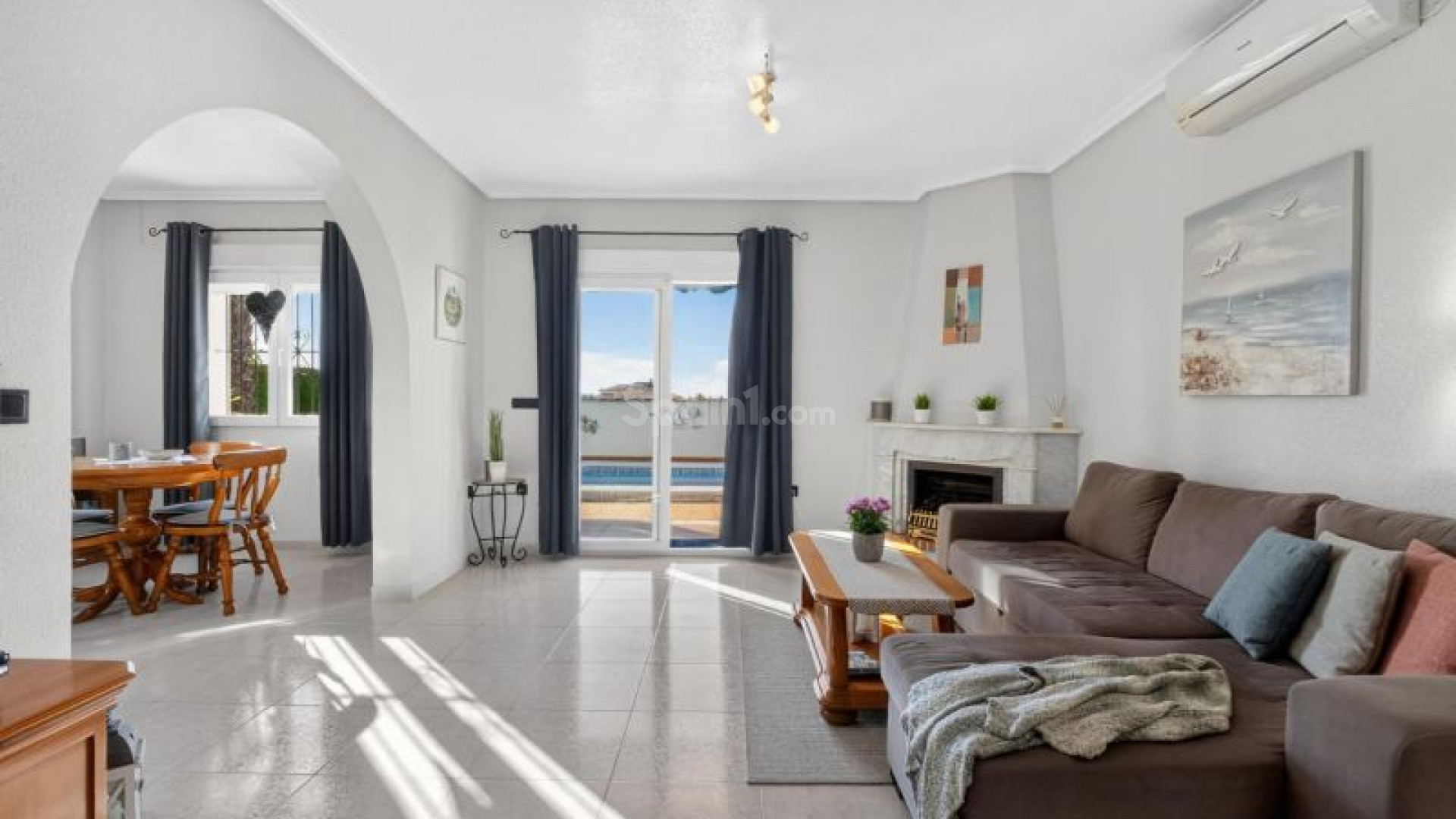 Resale - Villa -
Orihuela - Playa Flamenca