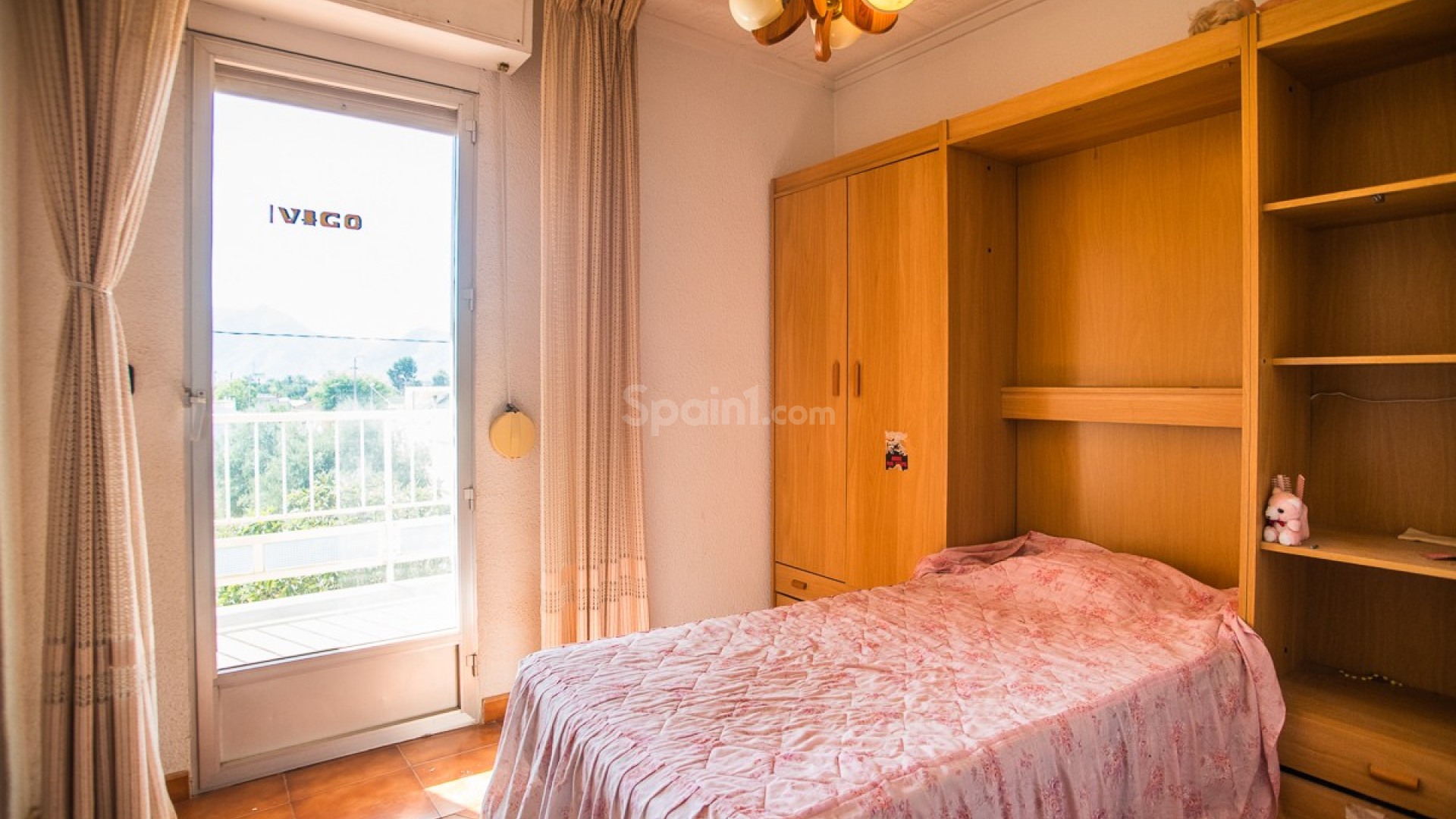 Resale - Villa -
ORIHUELA - Redovan