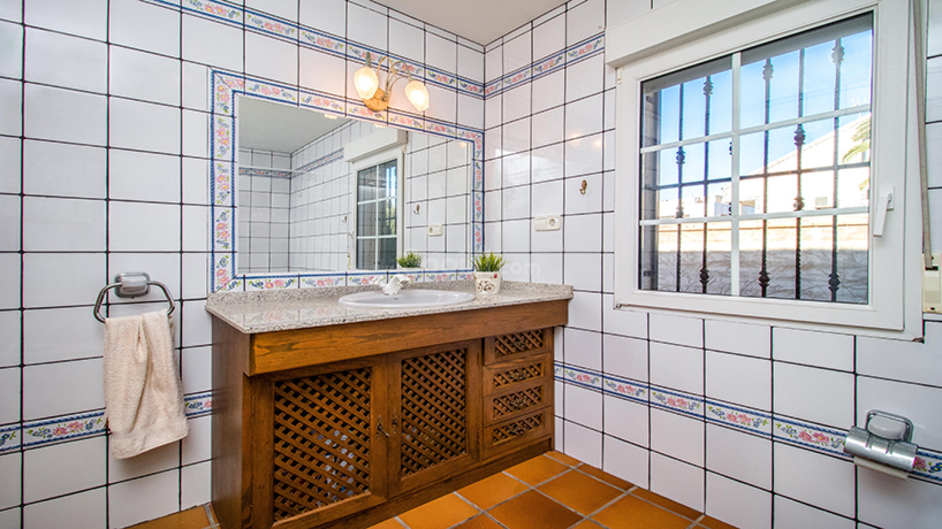 Resale - Villa -
Pilar de la Horadada