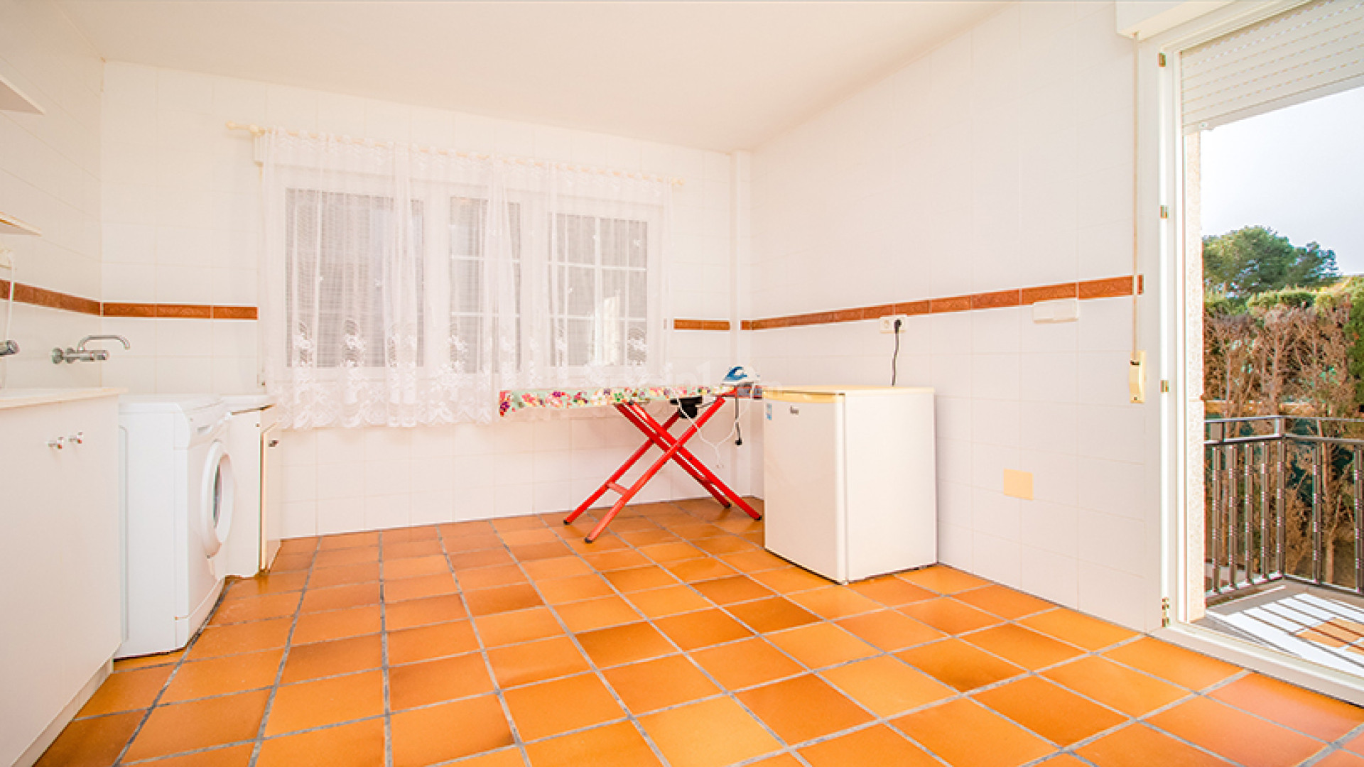 Resale - Villa -
Pilar de la Horadada