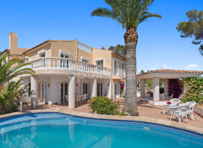 Resale - Villa -
Port d'Andratx - Andratx