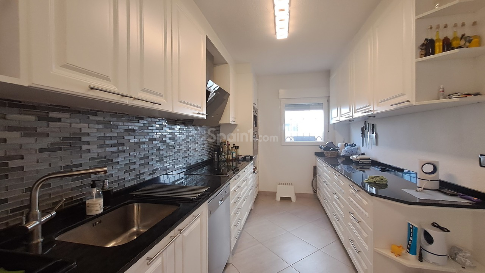 Resale - Villa -
Punta Prima