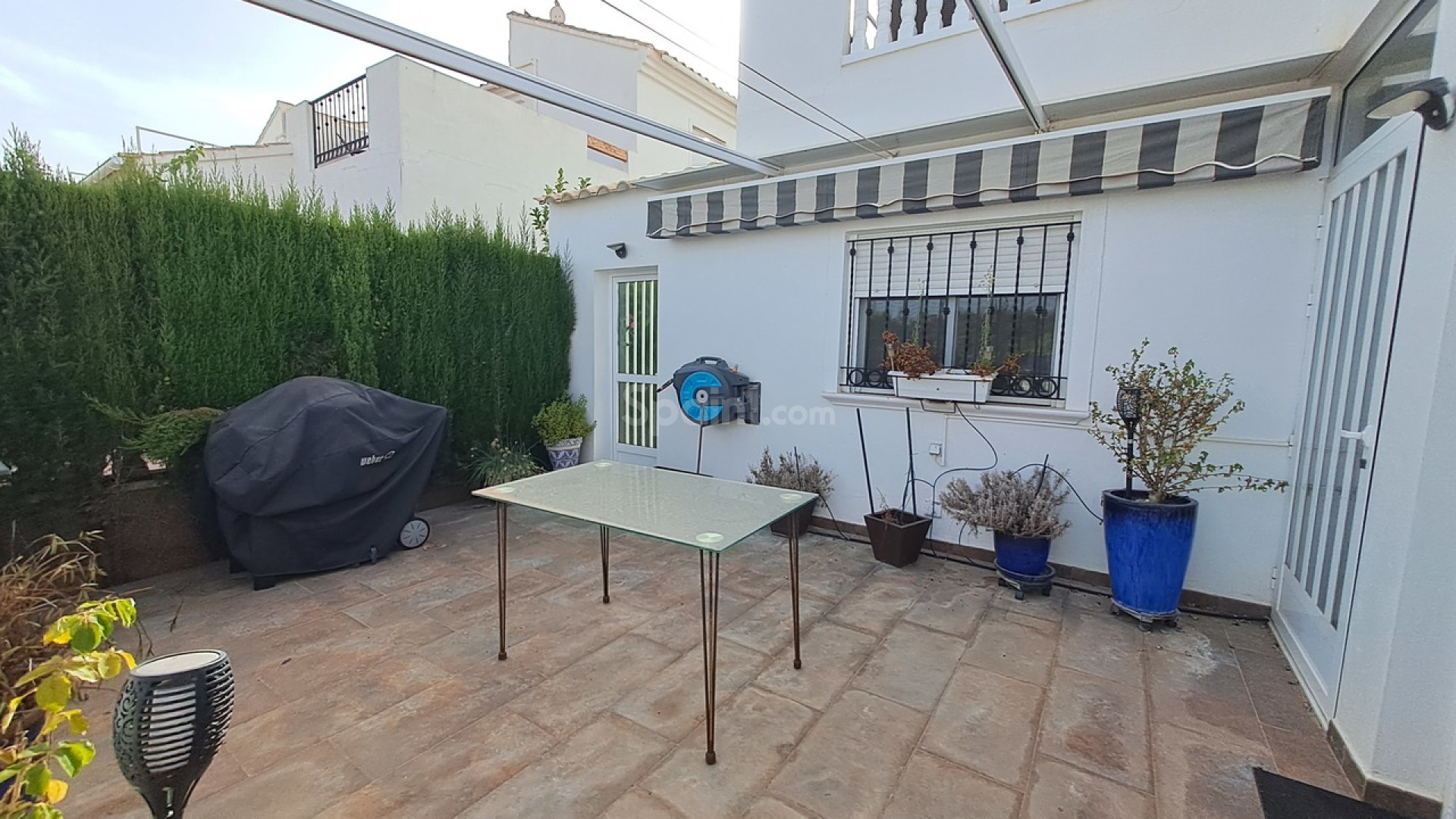 Resale - Villa -
Punta Prima