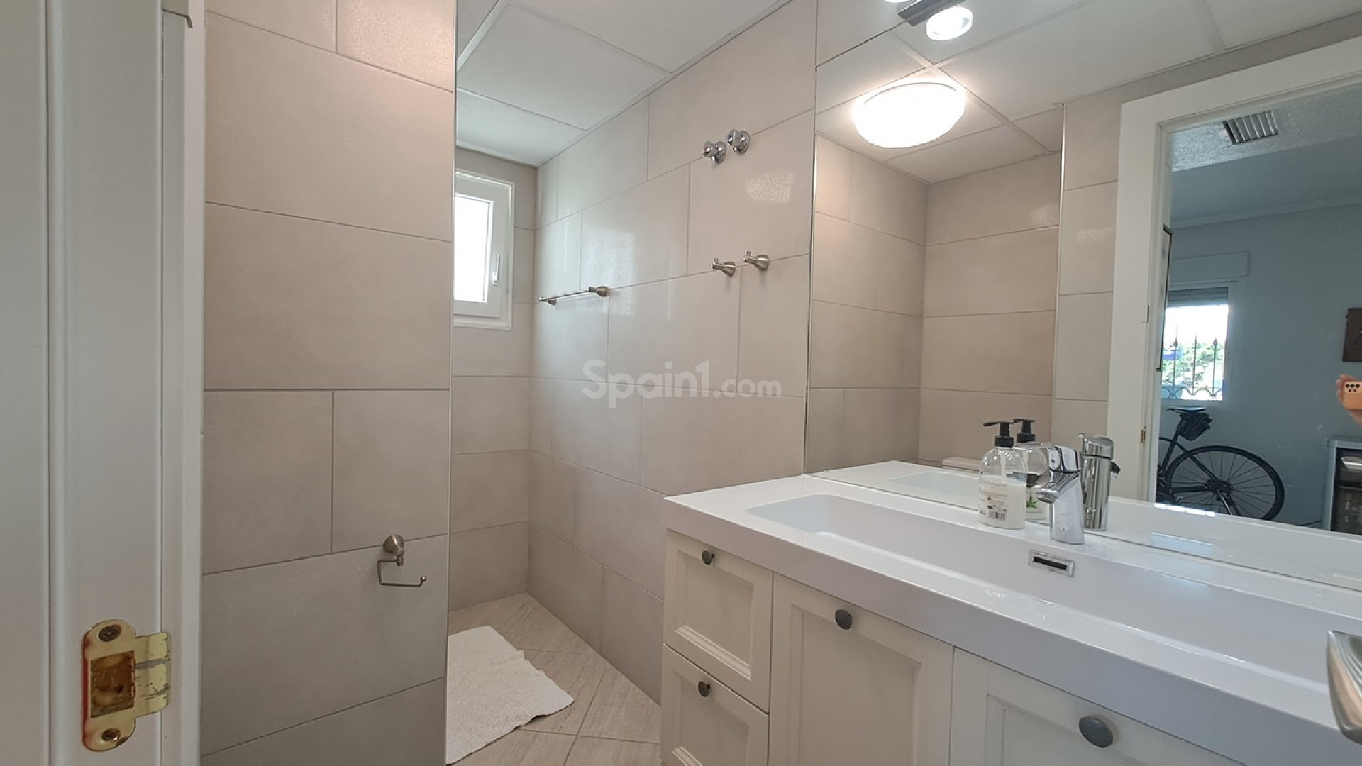 Resale - Villa -
Punta Prima