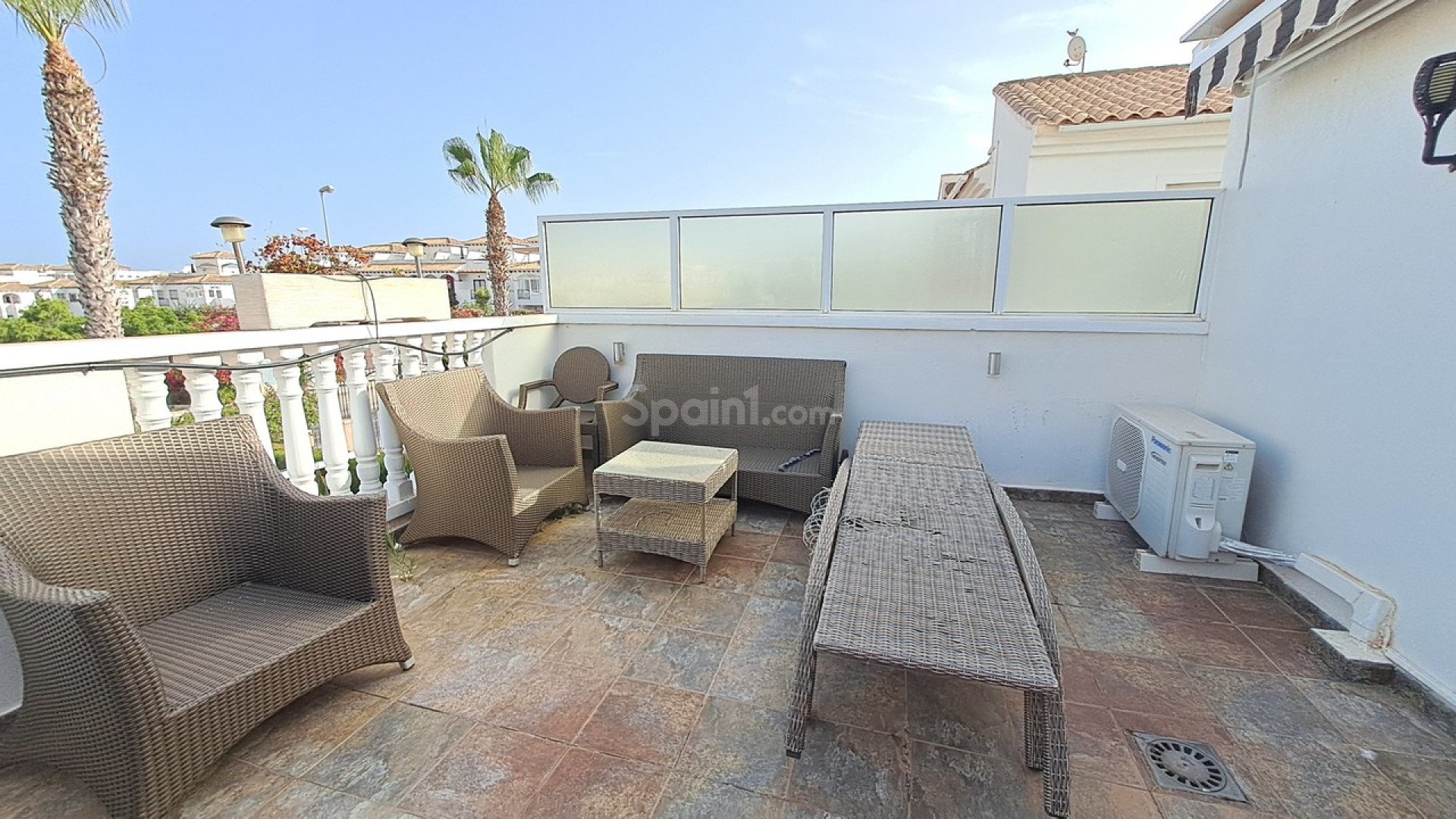 Resale - Villa -
Punta Prima