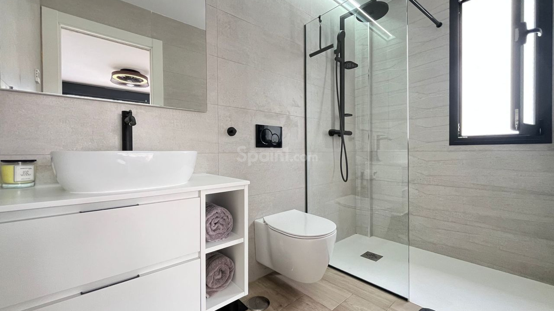 Resale - Villa -
Punta Prima