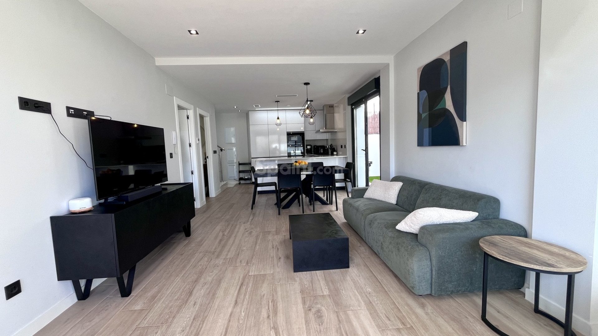 Resale - Villa -
Punta Prima