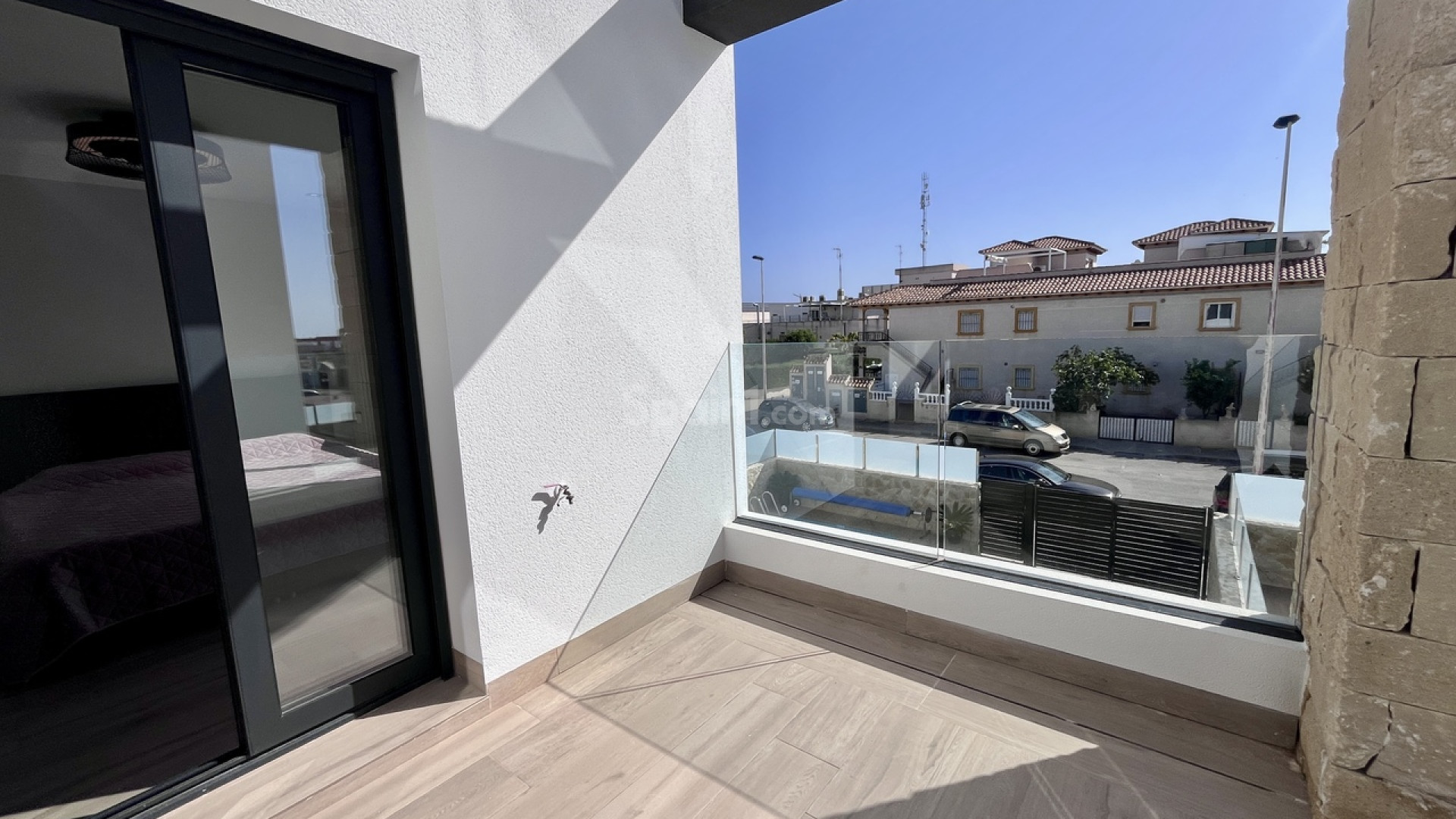 Resale - Villa -
Punta Prima