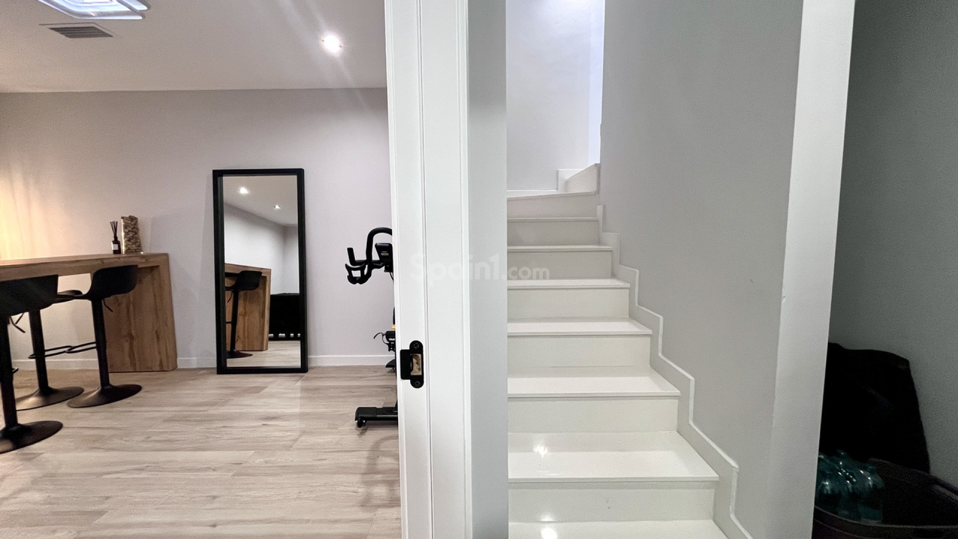 Resale - Villa -
Punta Prima