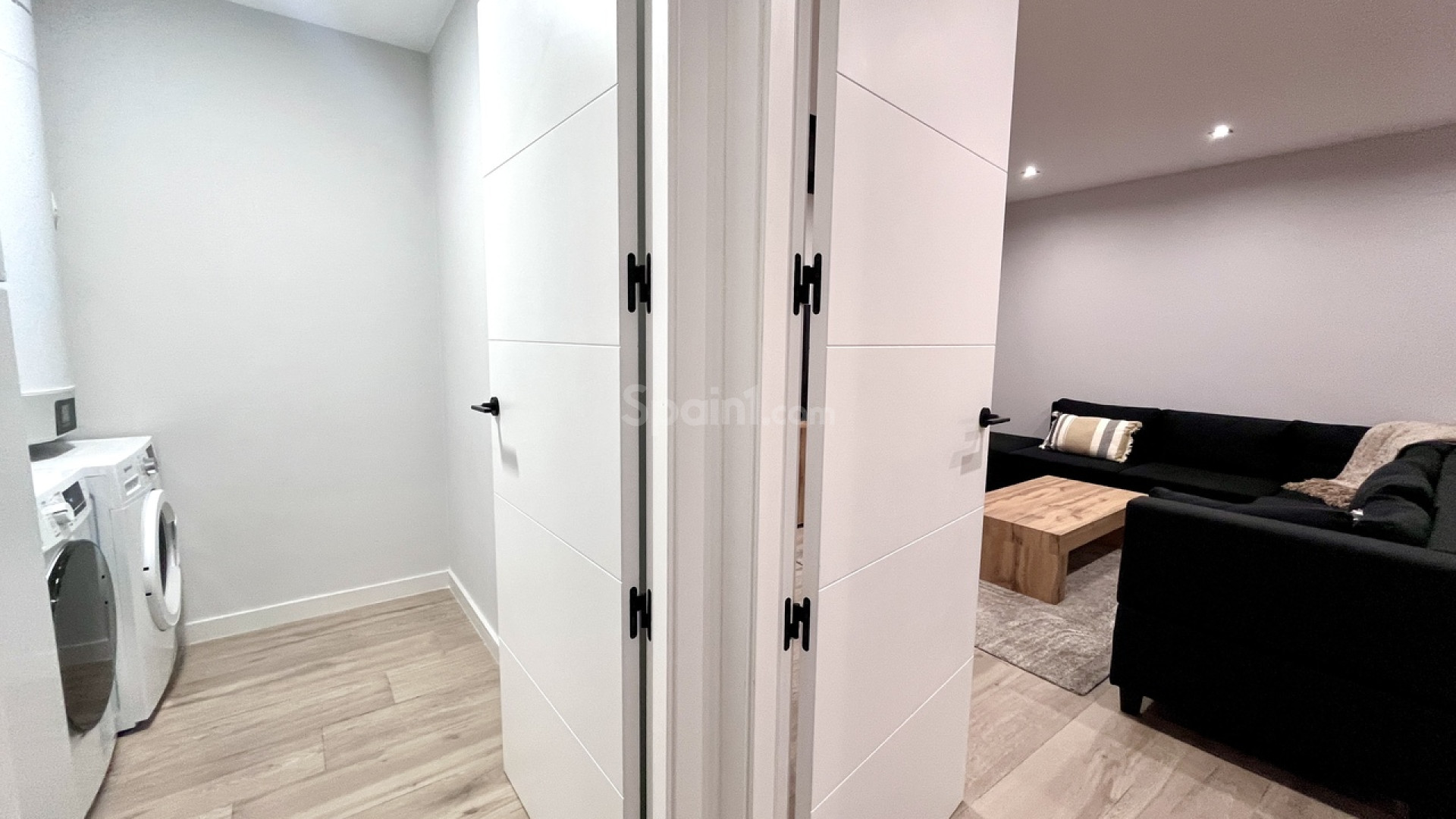 Resale - Villa -
Punta Prima