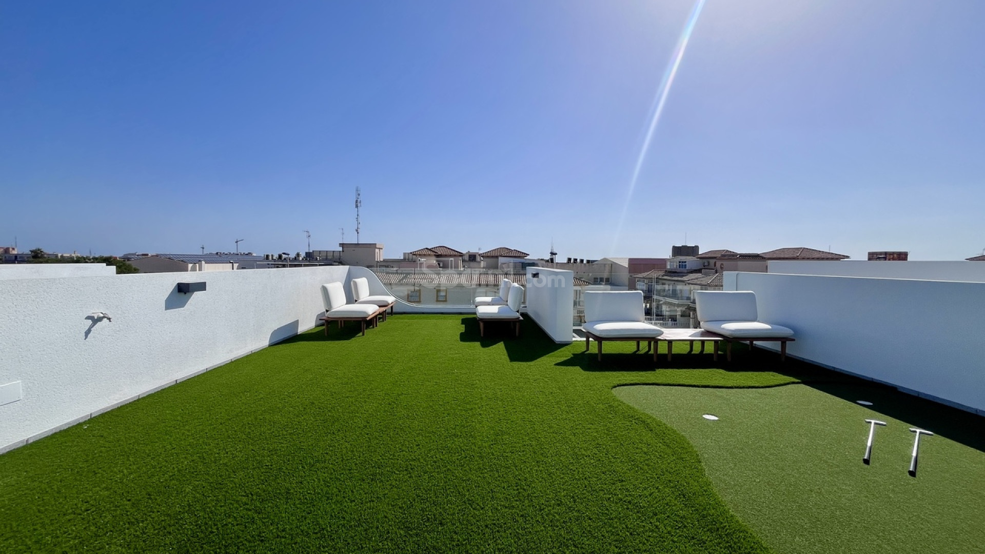 Resale - Villa -
Punta Prima