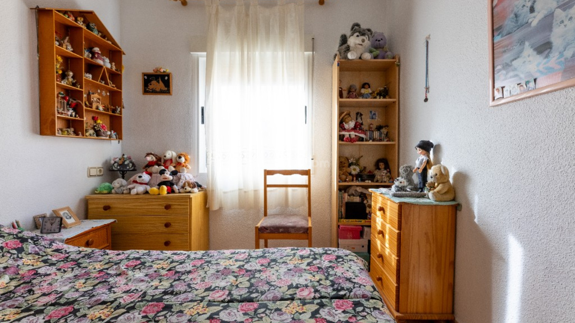 Resale - Villa -
Punta Prima