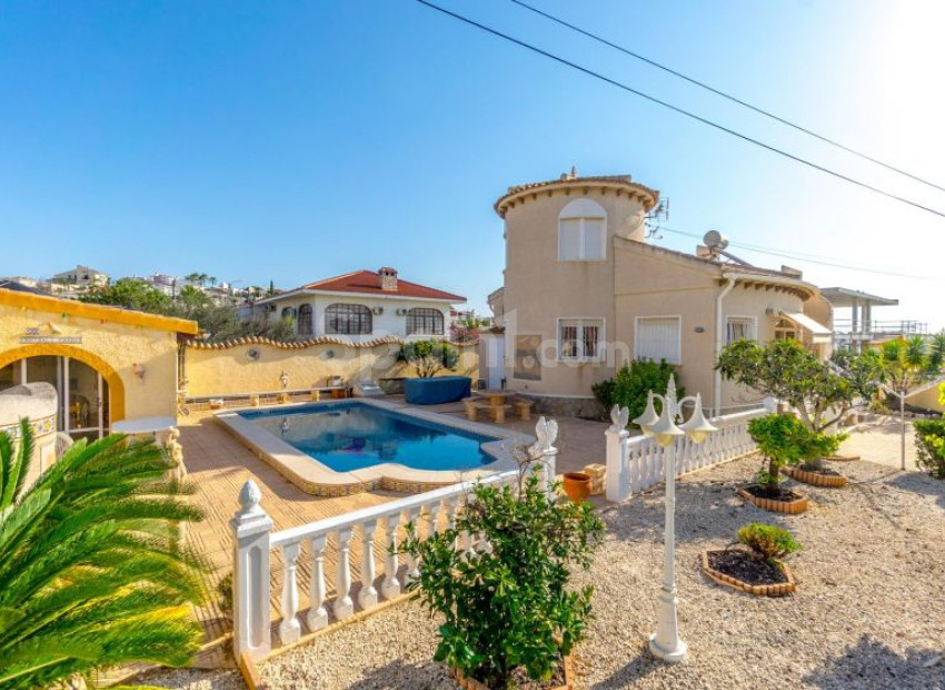 Resale - Villa -
Rojales - Ciudad Quesada