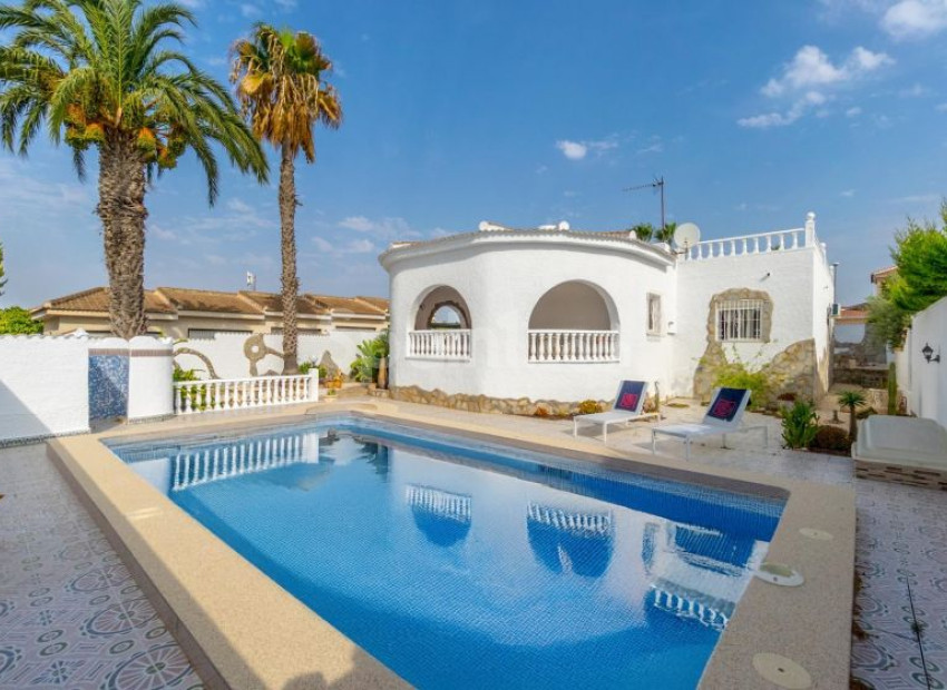 Resale - Villa -
Rojales - Pueblo Bravo