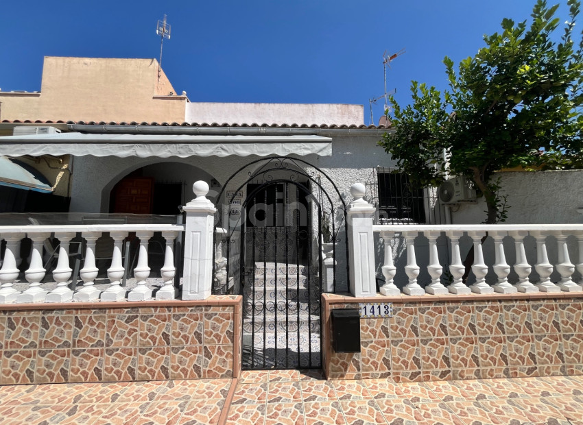Resale - Villa -
San Fulgencio