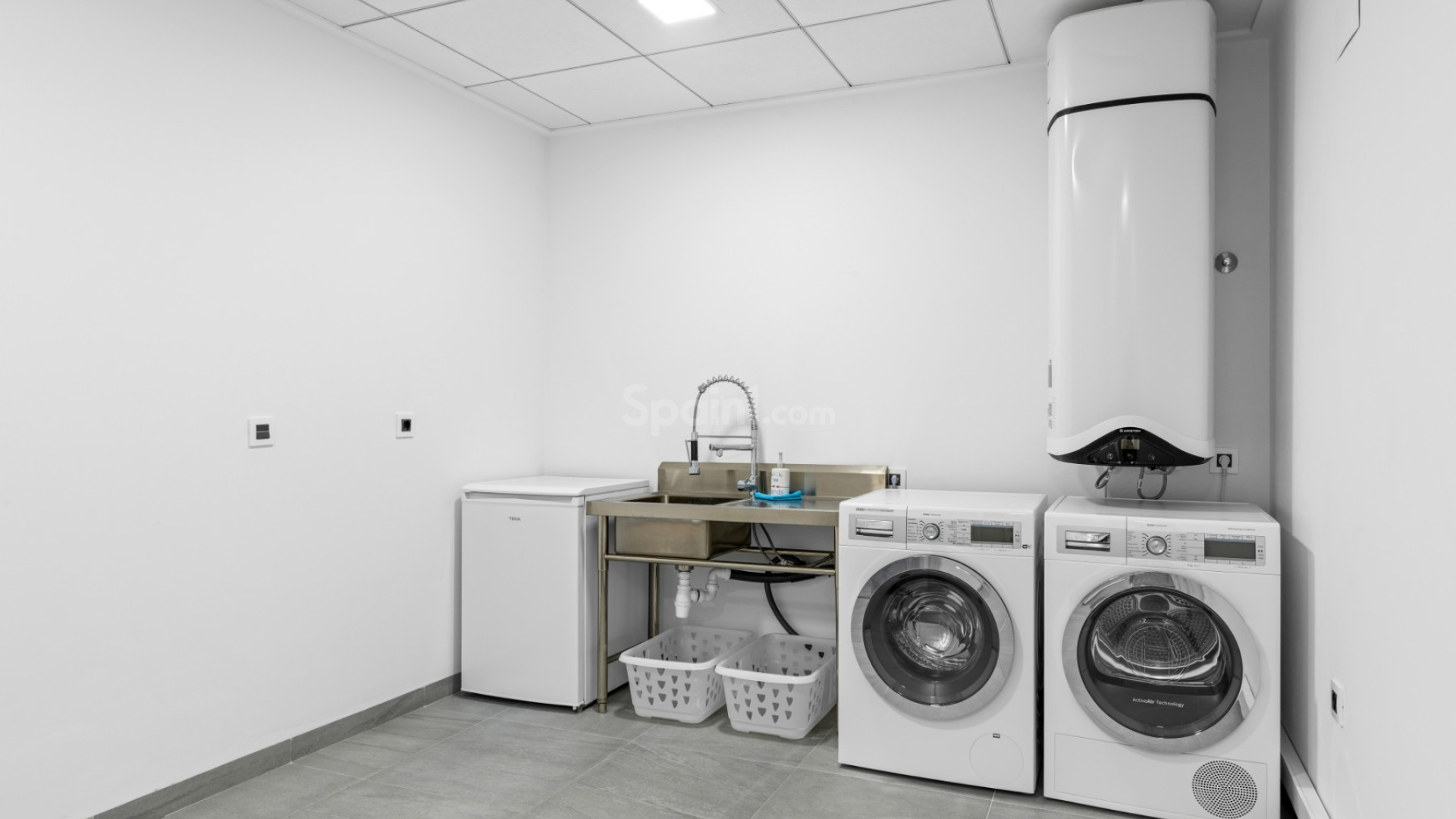 Resale - Villa -
SAN MIGUEL DE SALINAS - Ciudad de las comunicaciones