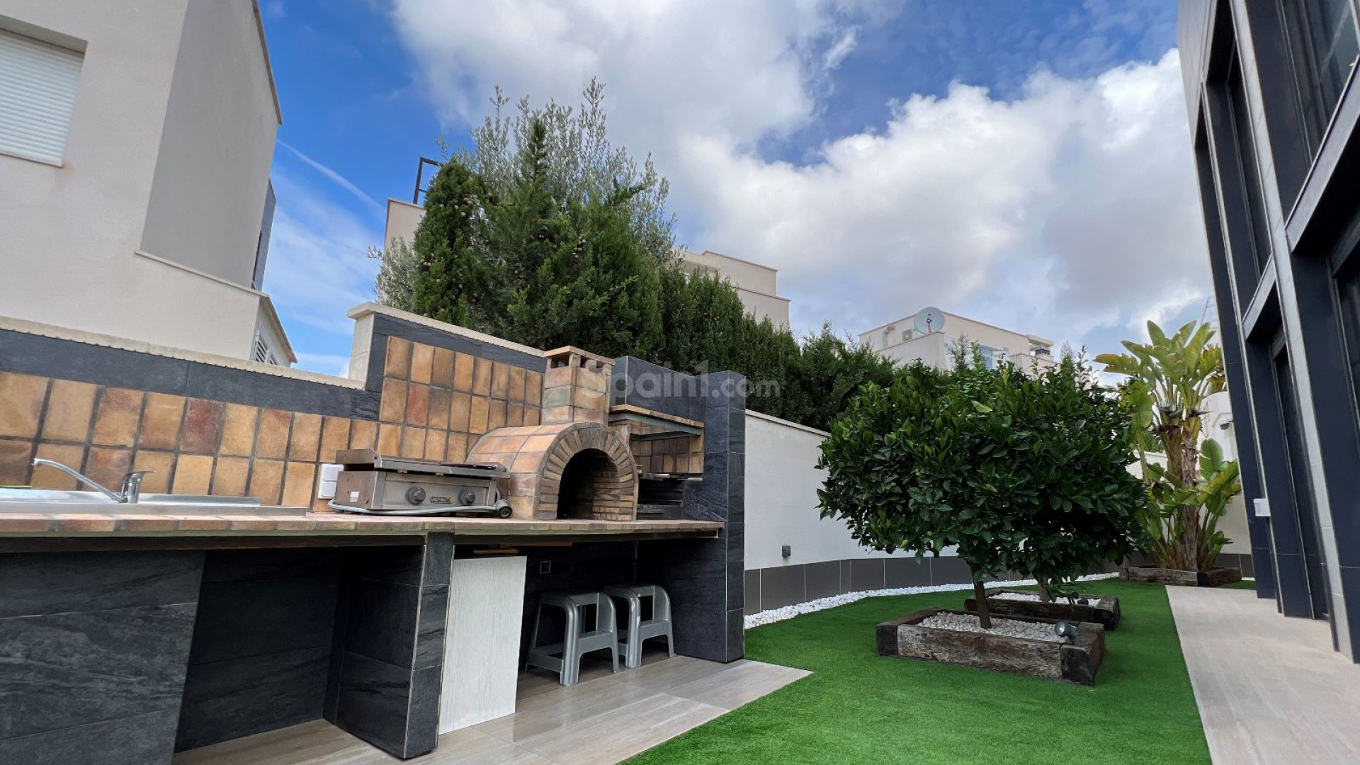 Resale - Villa -
San Miguel de Salinas - Costa Blanca Sur