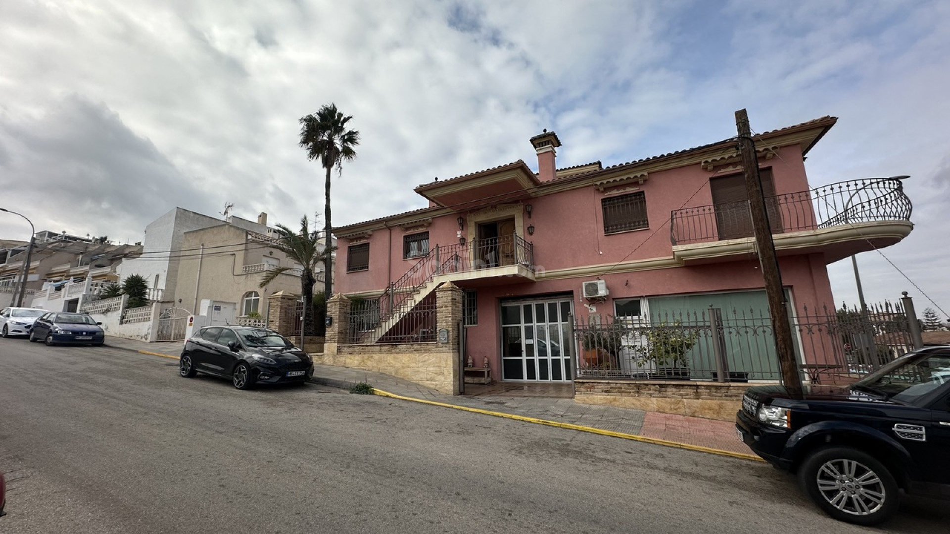 Resale - Villa -
San Miguel de Salinas