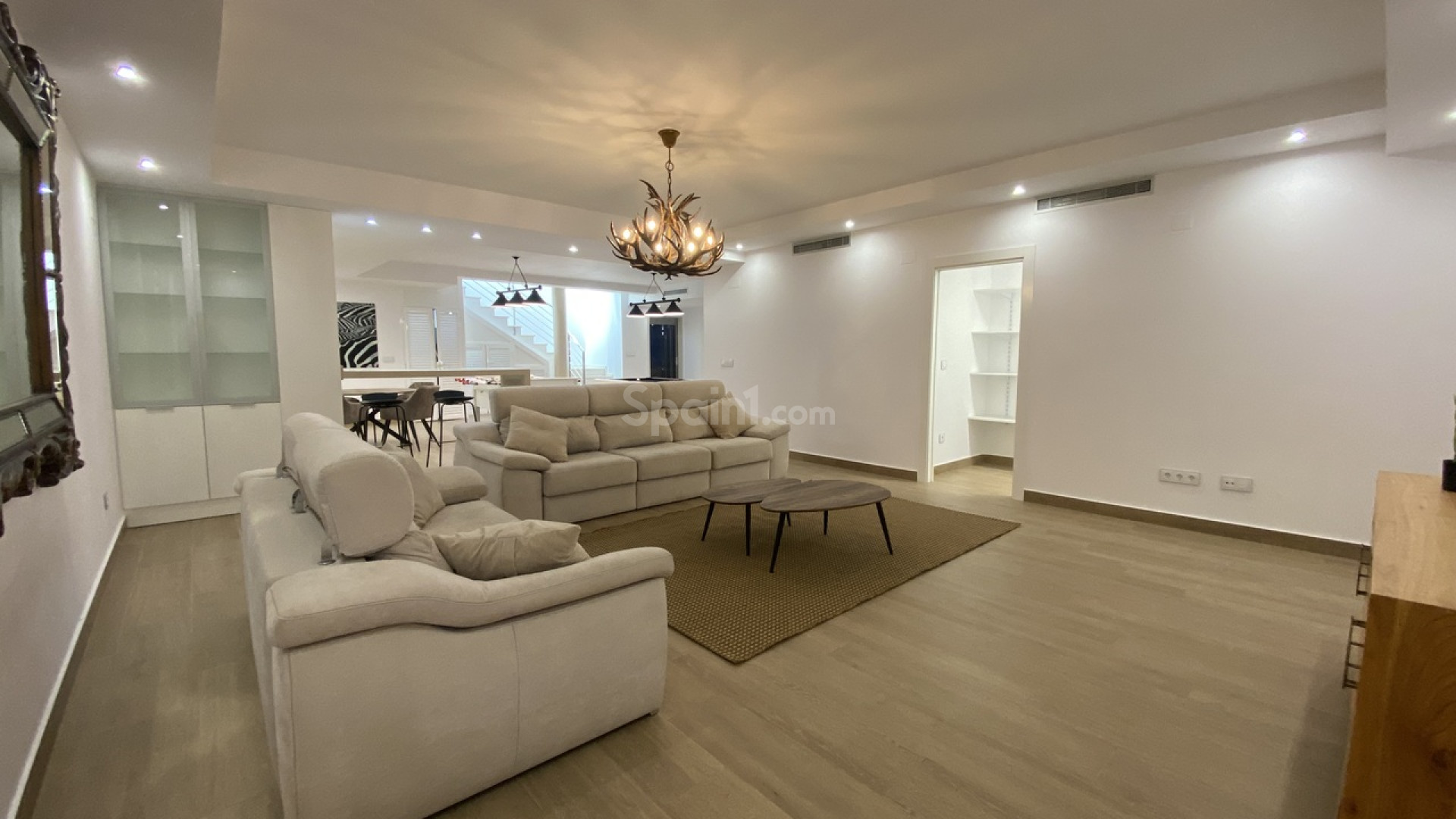 Resale - Villa -
San Miguel de Salinas