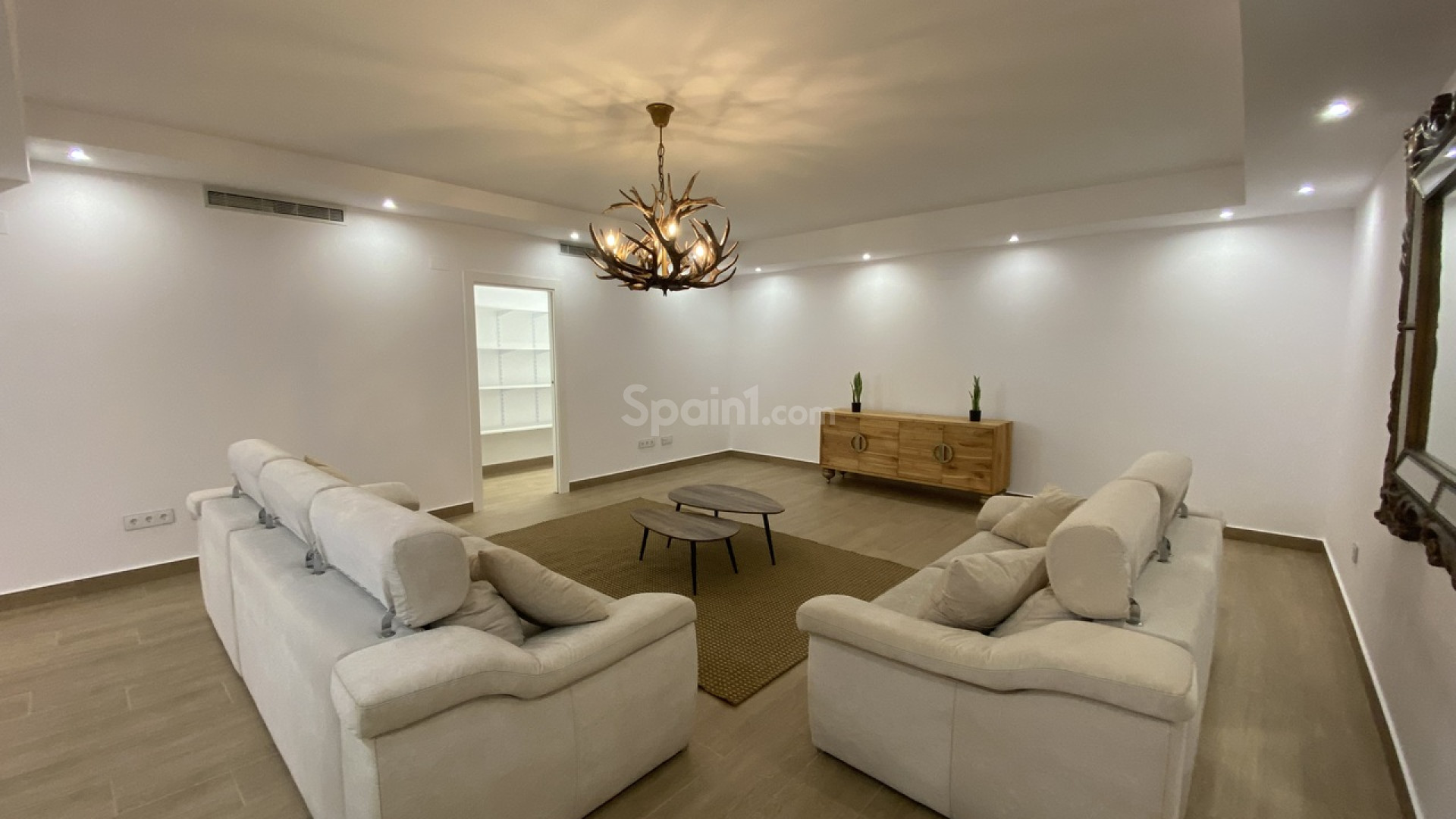 Resale - Villa -
San Miguel de Salinas