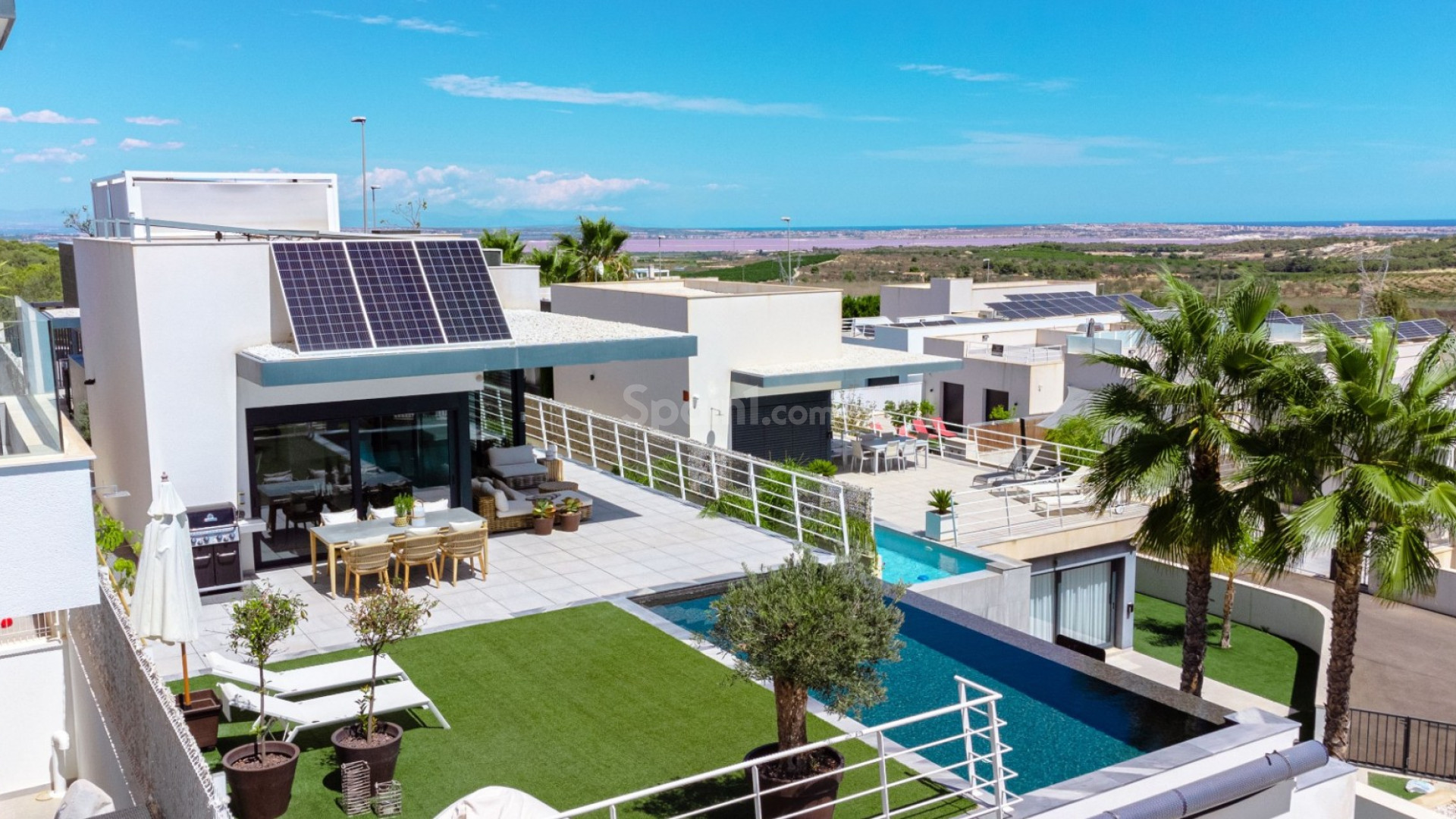 Resale - Villa -
San Miguel de Salinas