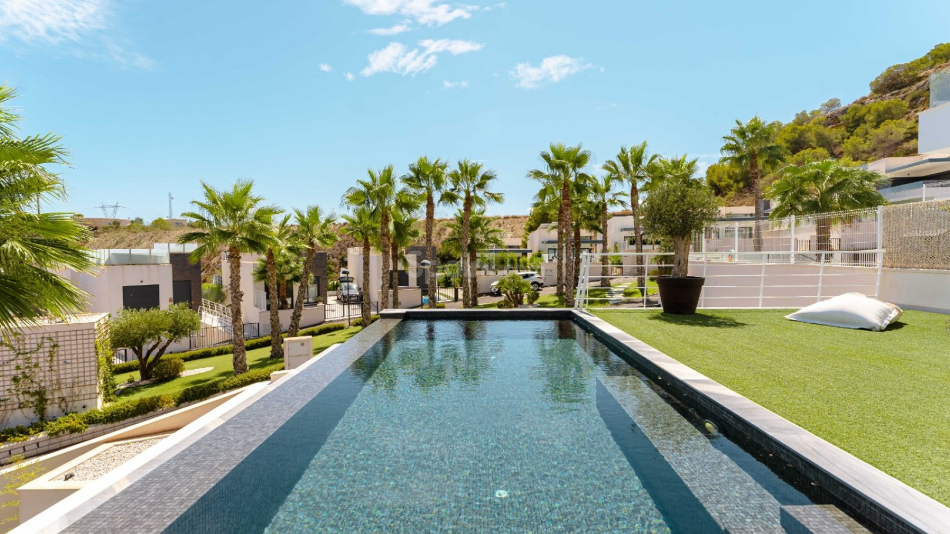 Resale - Villa -
San Miguel de Salinas