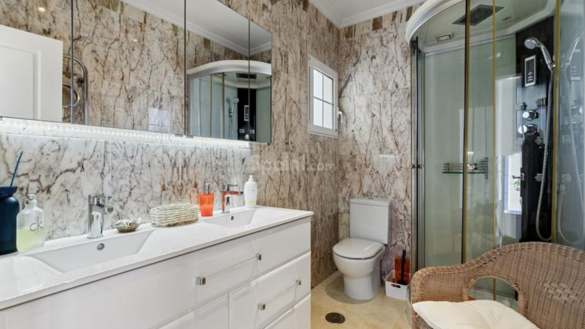 Resale - Villa -
San Miguel de Salinas