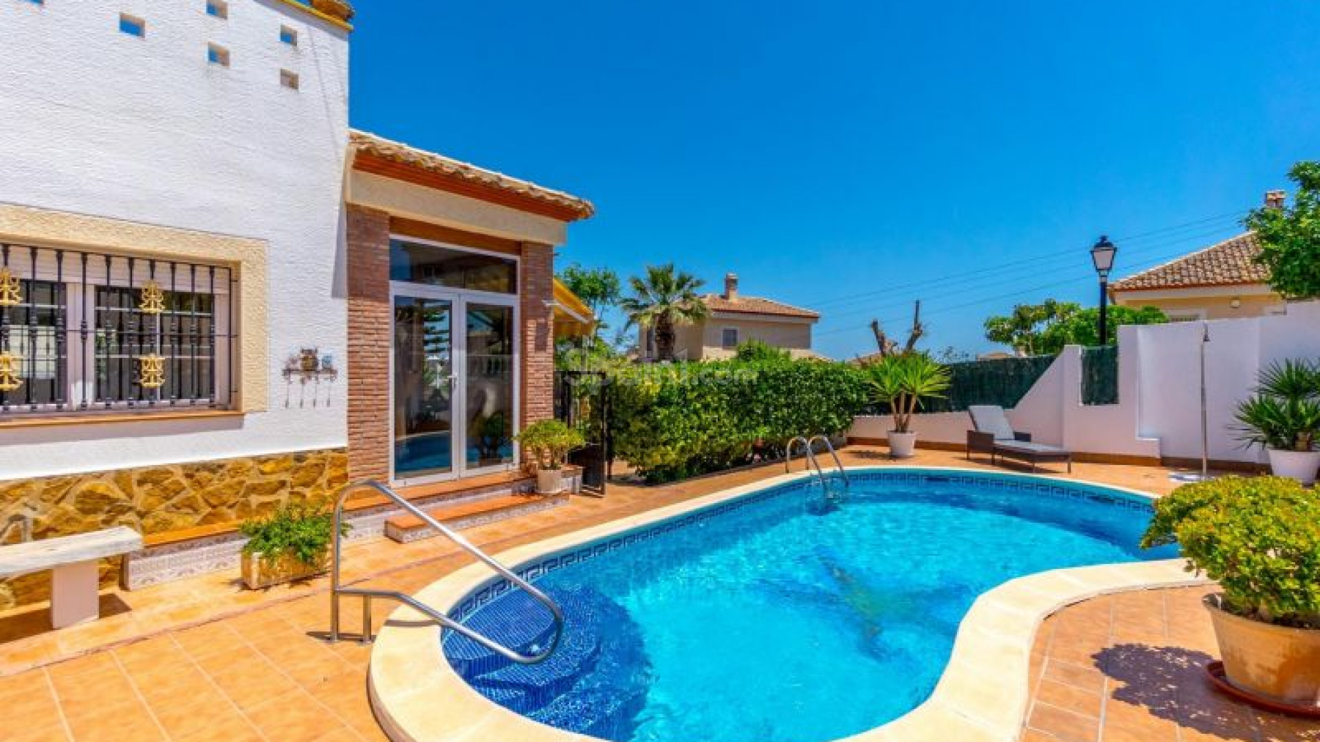 Resale - Villa -
San Miguel de Salinas