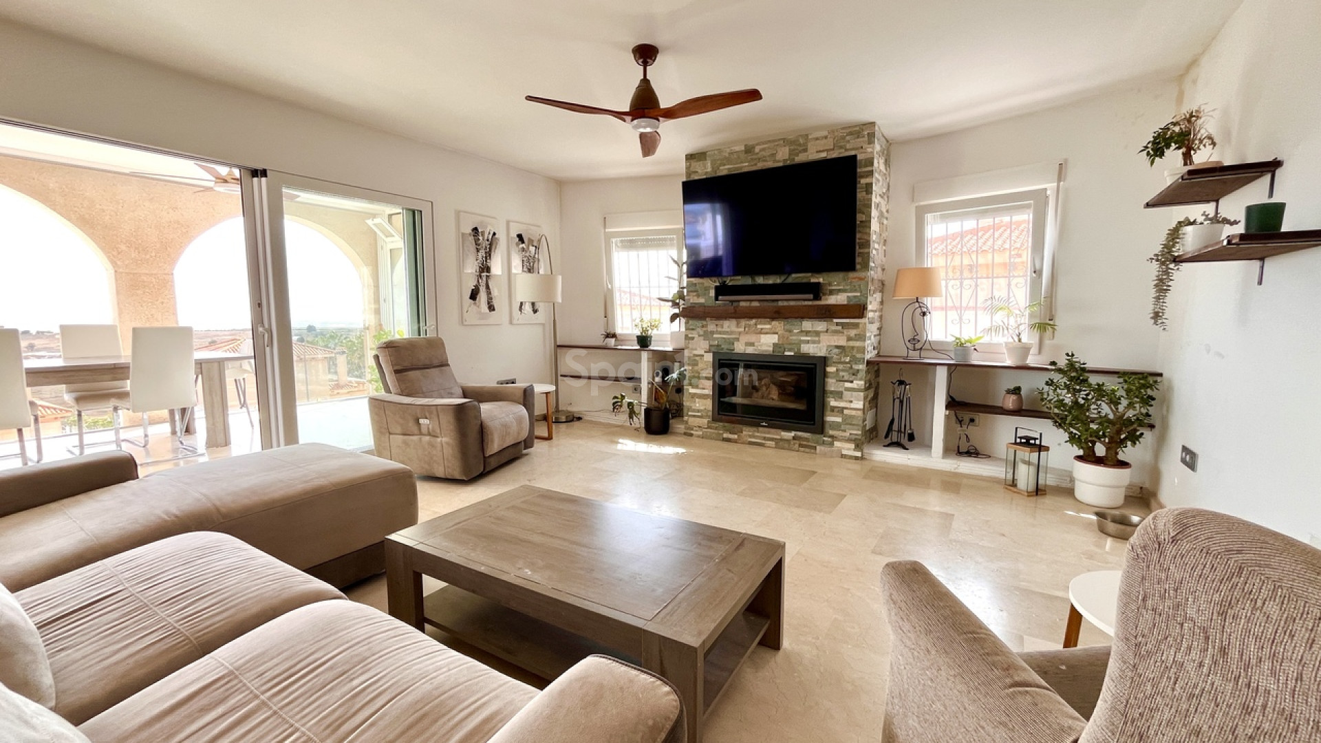 Resale - Villa -
San Miguel de Salinas