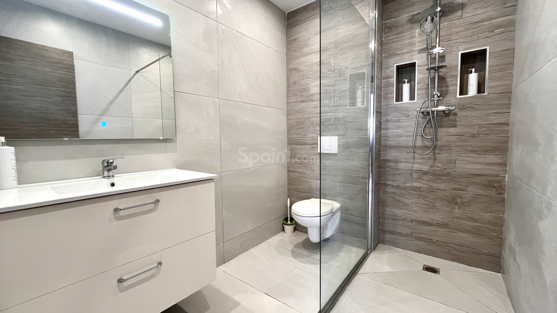 Resale - Villa -
San Miguel de Salinas