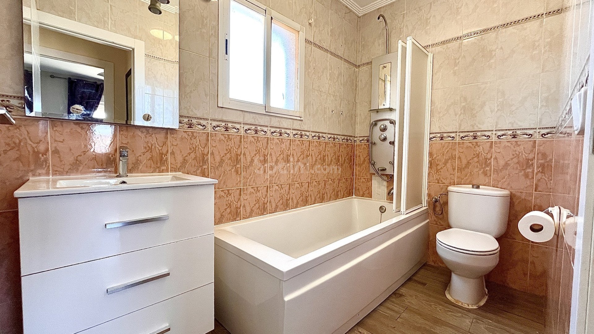 Resale - Villa -
San Miguel de Salinas