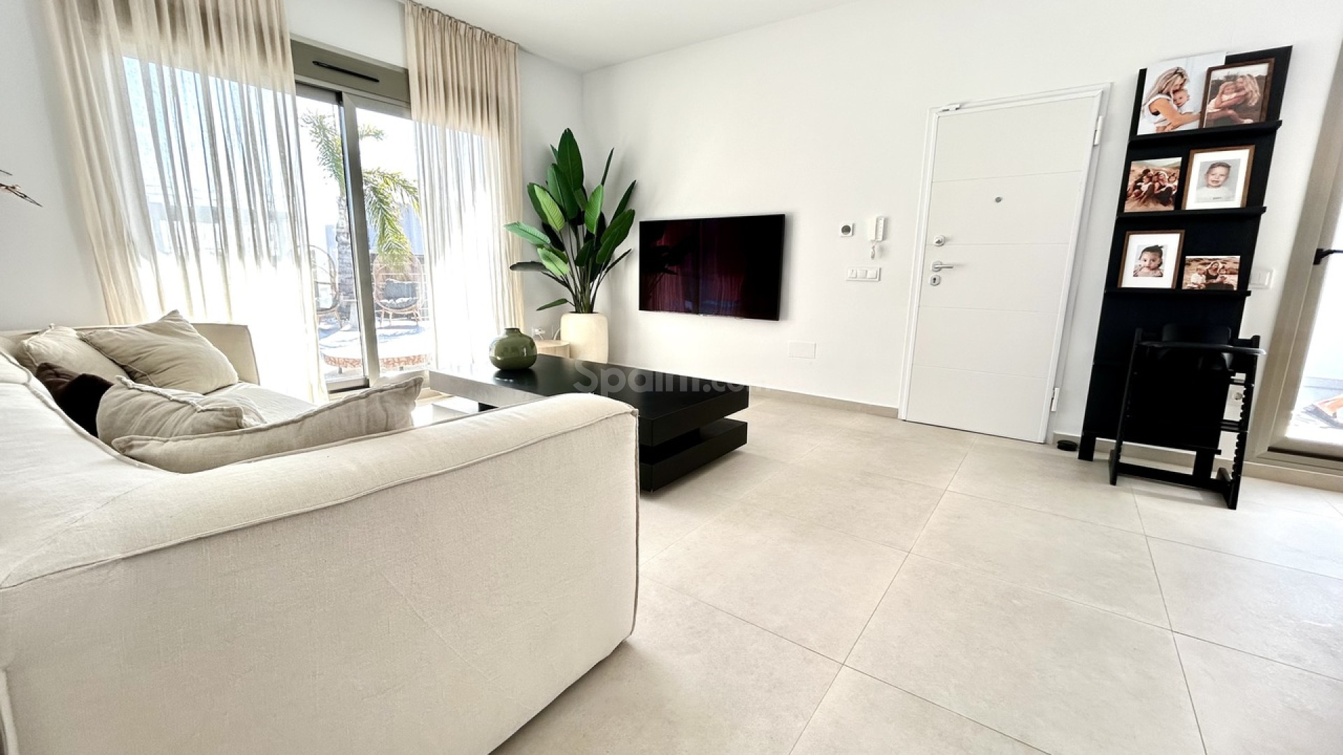 Resale - Villa -
San Miguel de Salinas