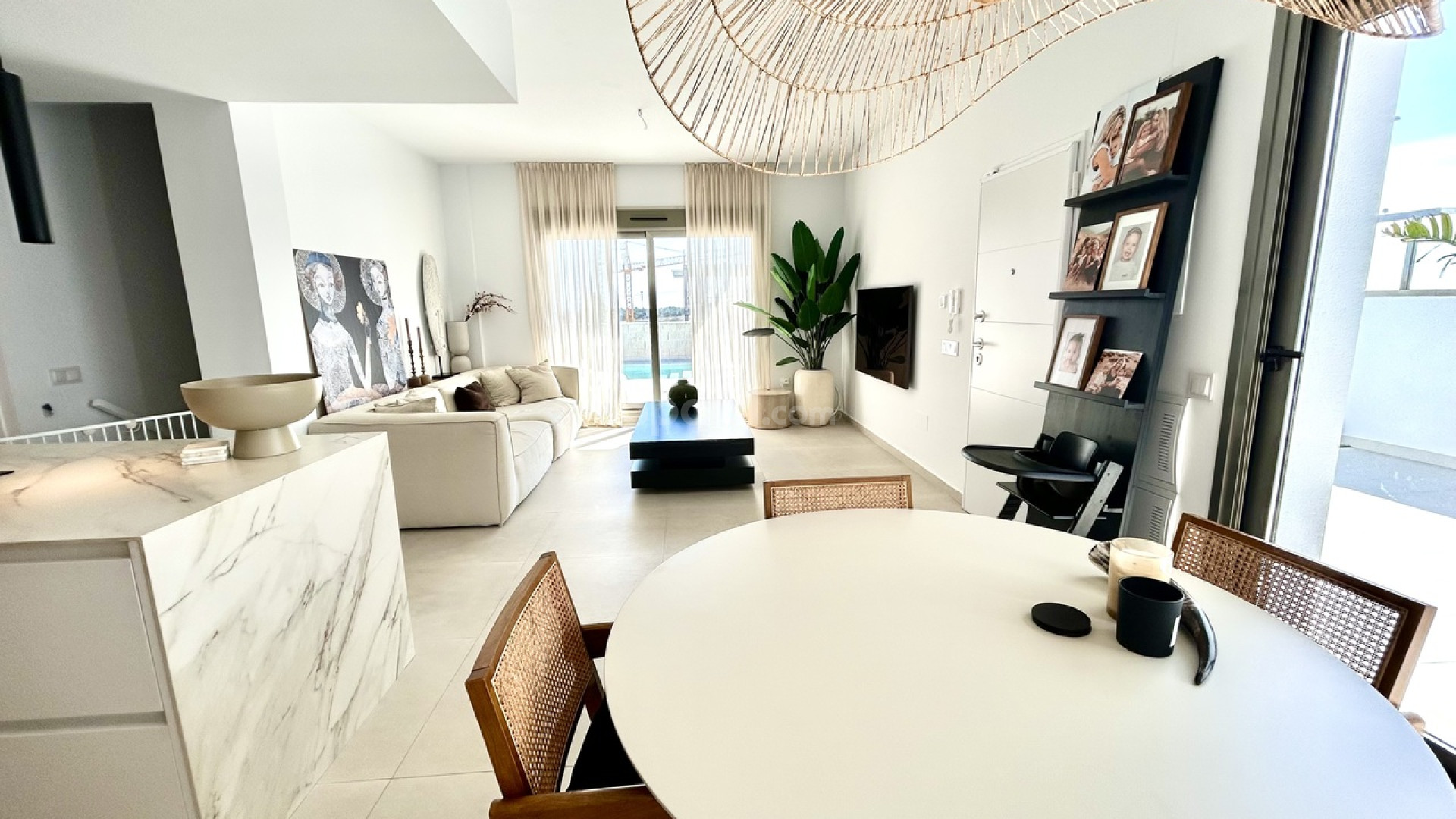 Resale - Villa -
San Miguel de Salinas