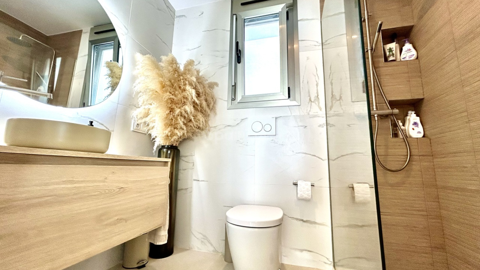 Resale - Villa -
San Miguel de Salinas