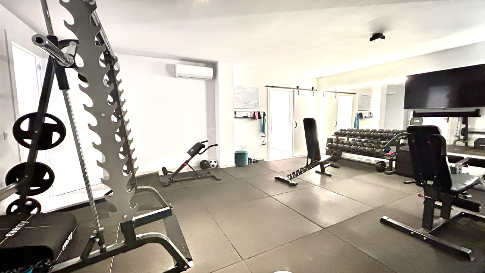 Resale - Villa -
San Miguel de Salinas