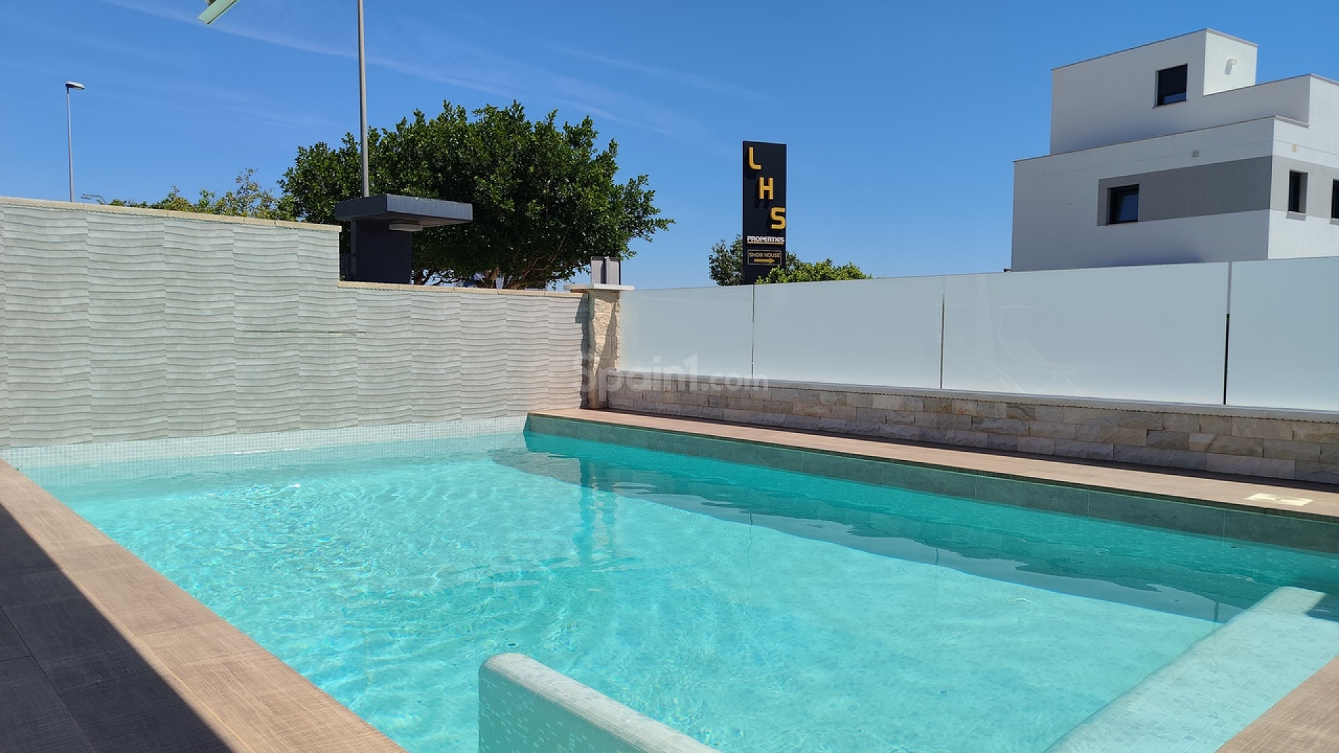 Resale - Villa -
San Miguel de Salinas