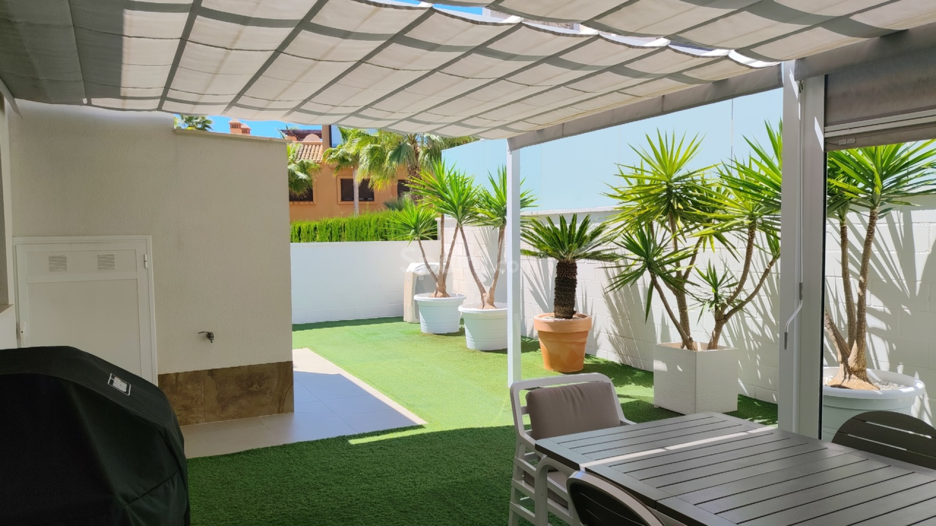 Resale - Villa -
San Miguel de Salinas