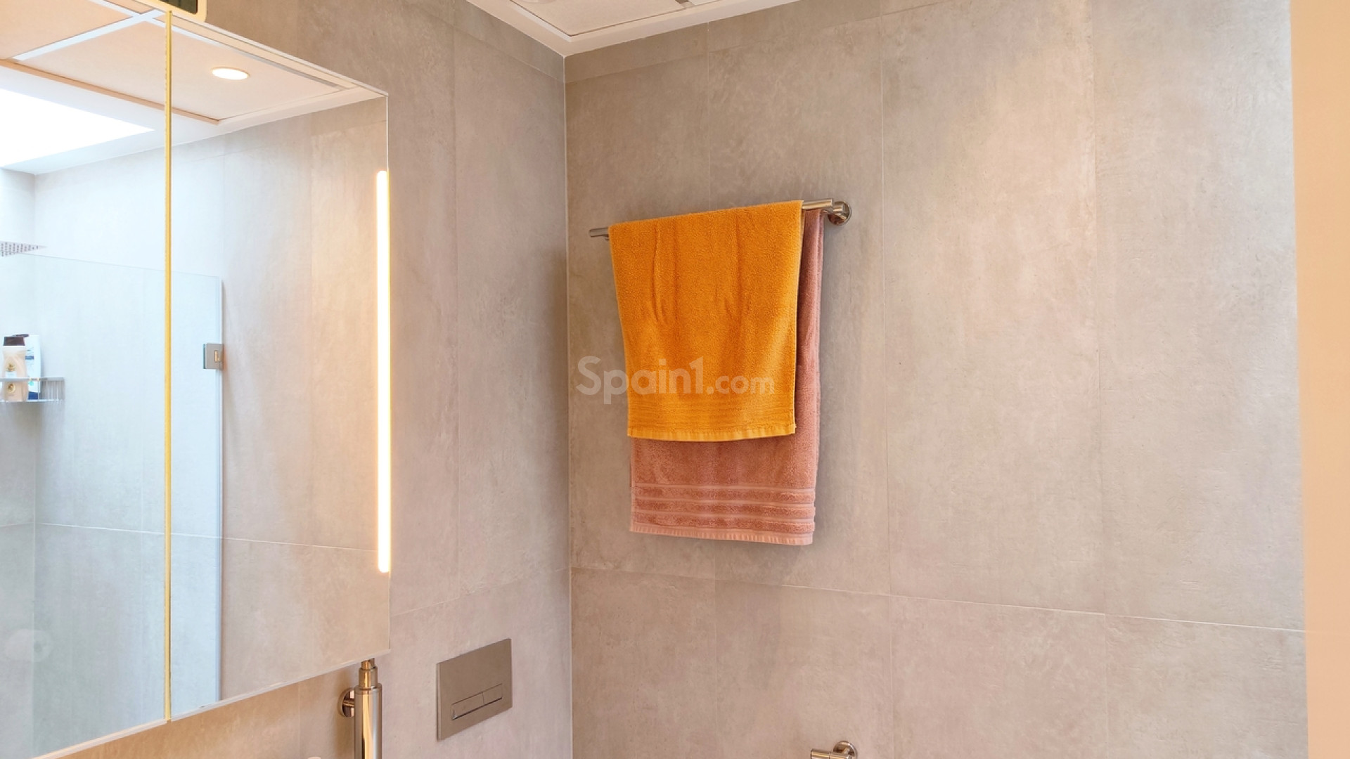 Resale - Villa -
San Miguel de Salinas