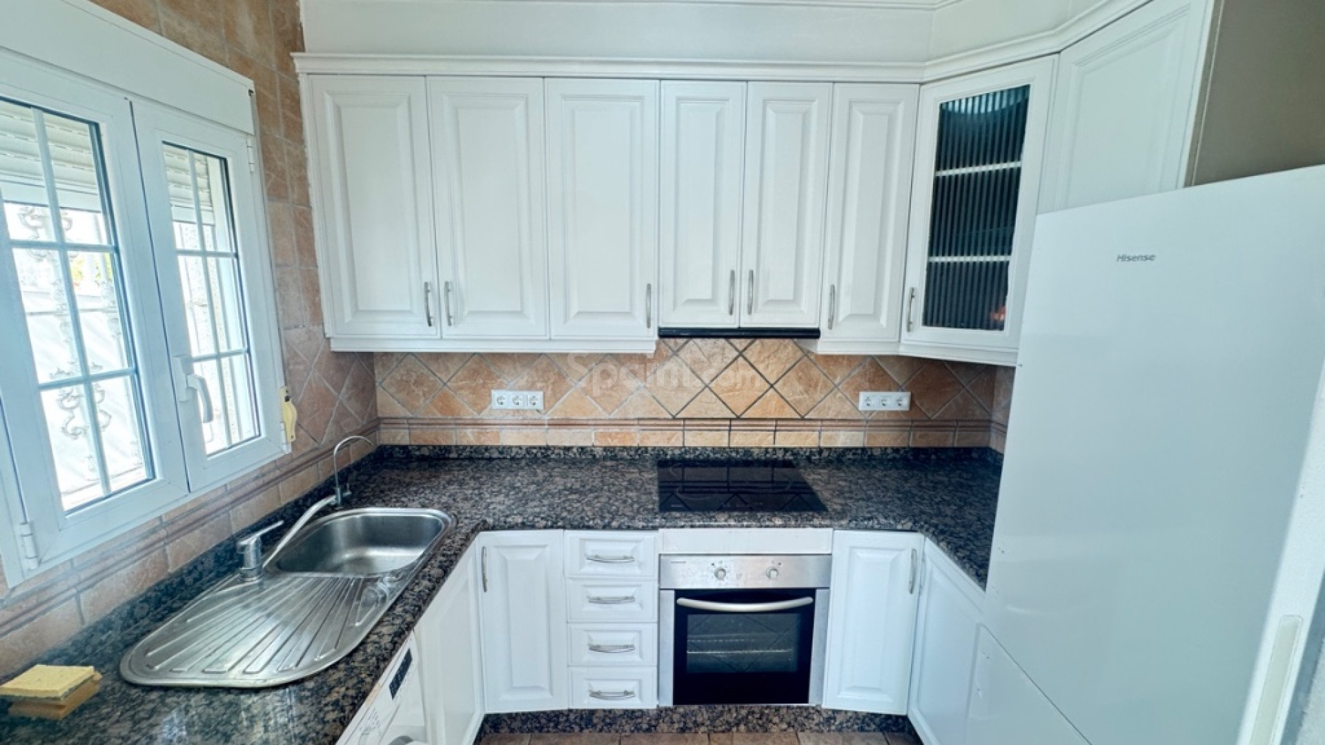 Resale - Villa -
San Miguel - San Miguel De Salinas