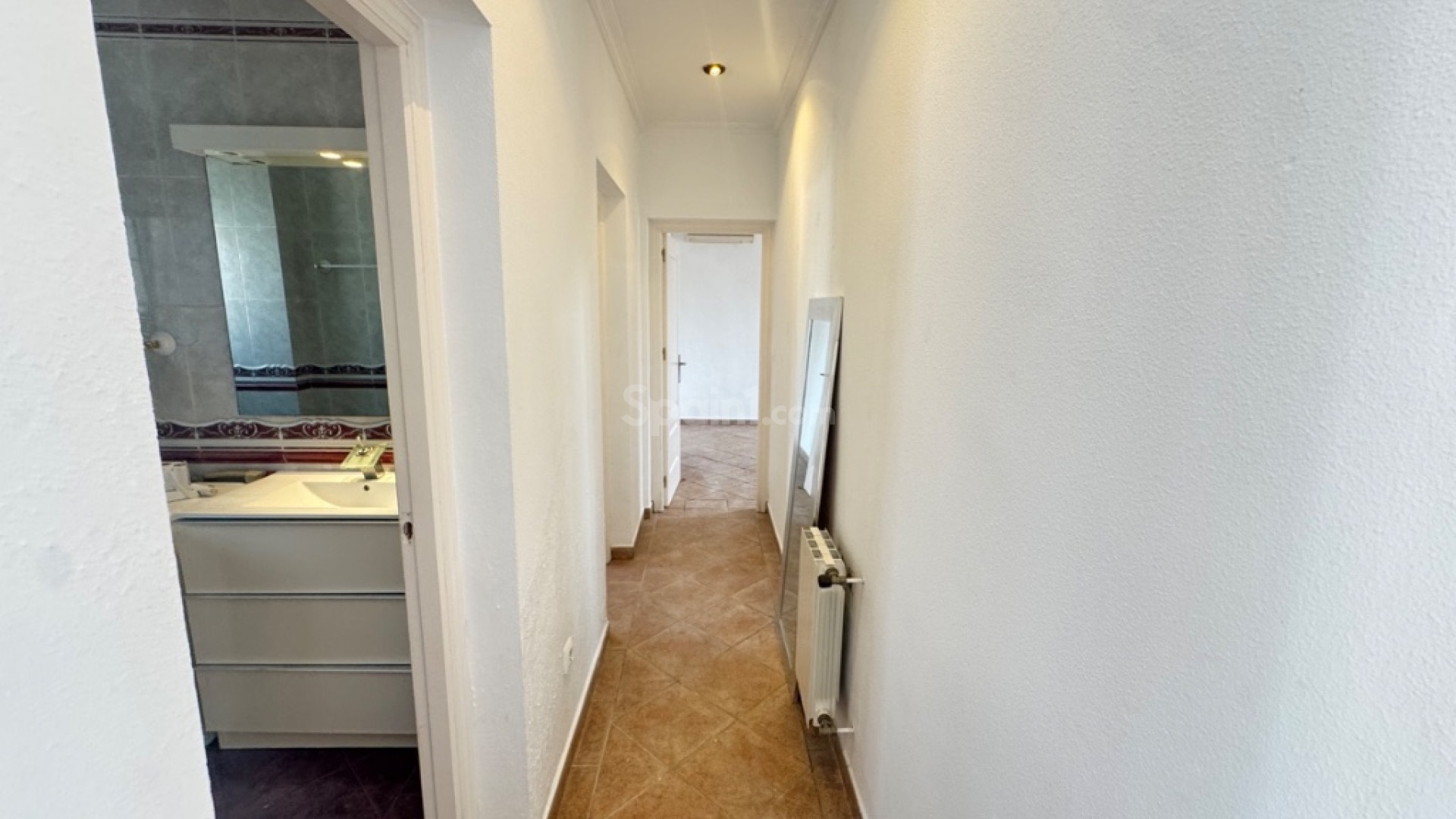 Resale - Villa -
San Miguel - San Miguel De Salinas