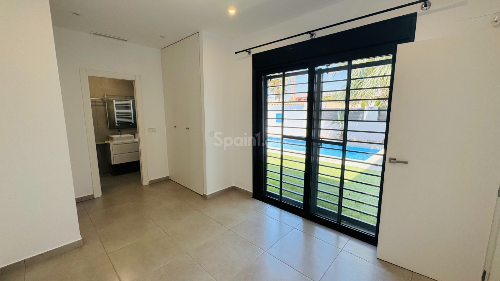 Resale - Villa -
SAN PEDRO DEL PINATAR - Lo pagan