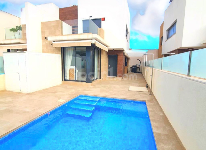 Resale - Villa -
San Pedro del Pinatar