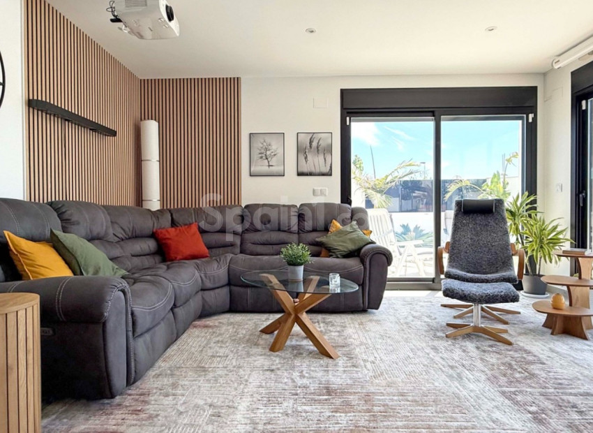 Resale - Villa -
San Pedro del Pinatar