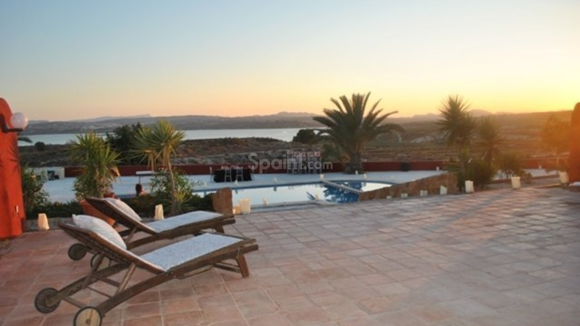 Resale - Villa -
Torremendo