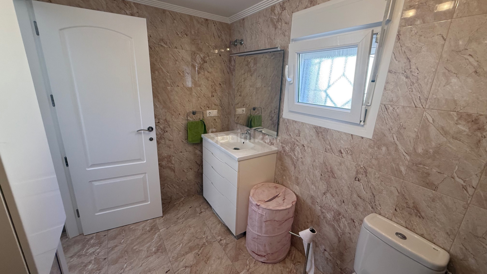 Resale - Villa -
Torrevieja - Costa Blanca Sur