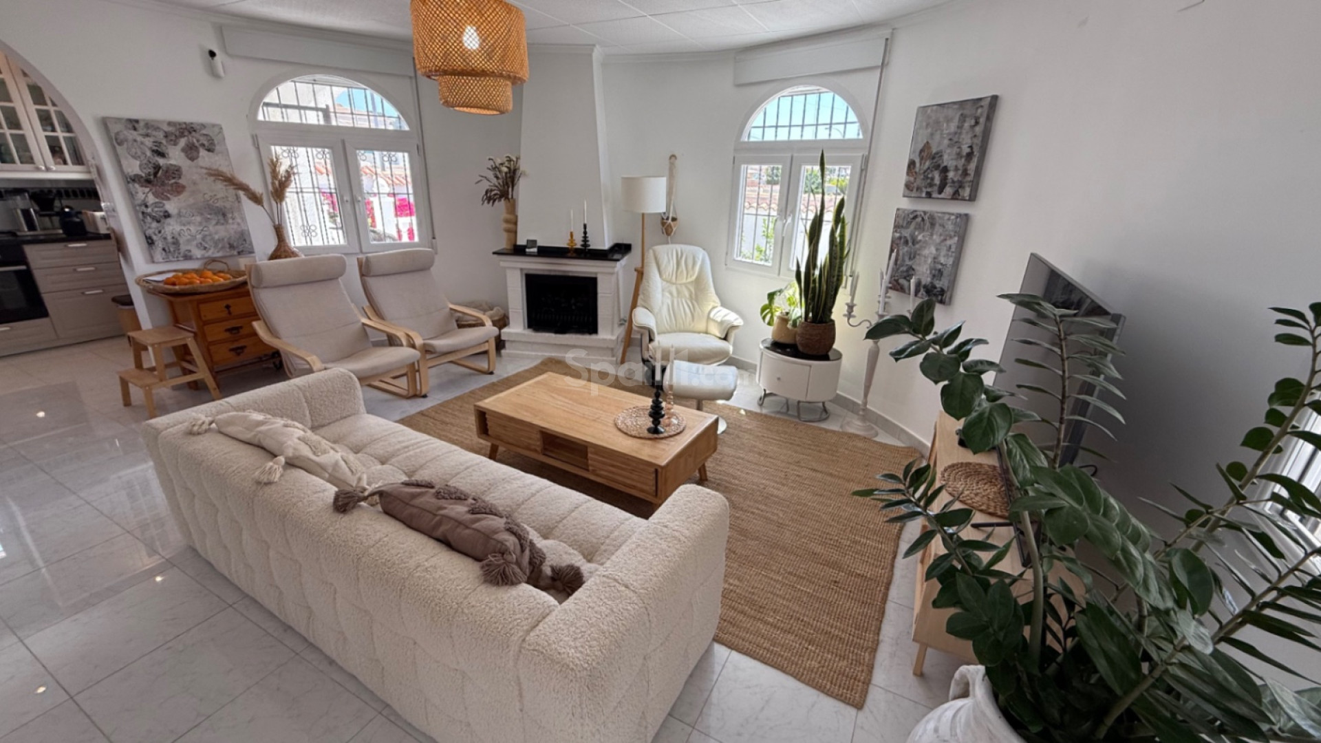 Resale - Villa -
Torrevieja - Costa Blanca Sur