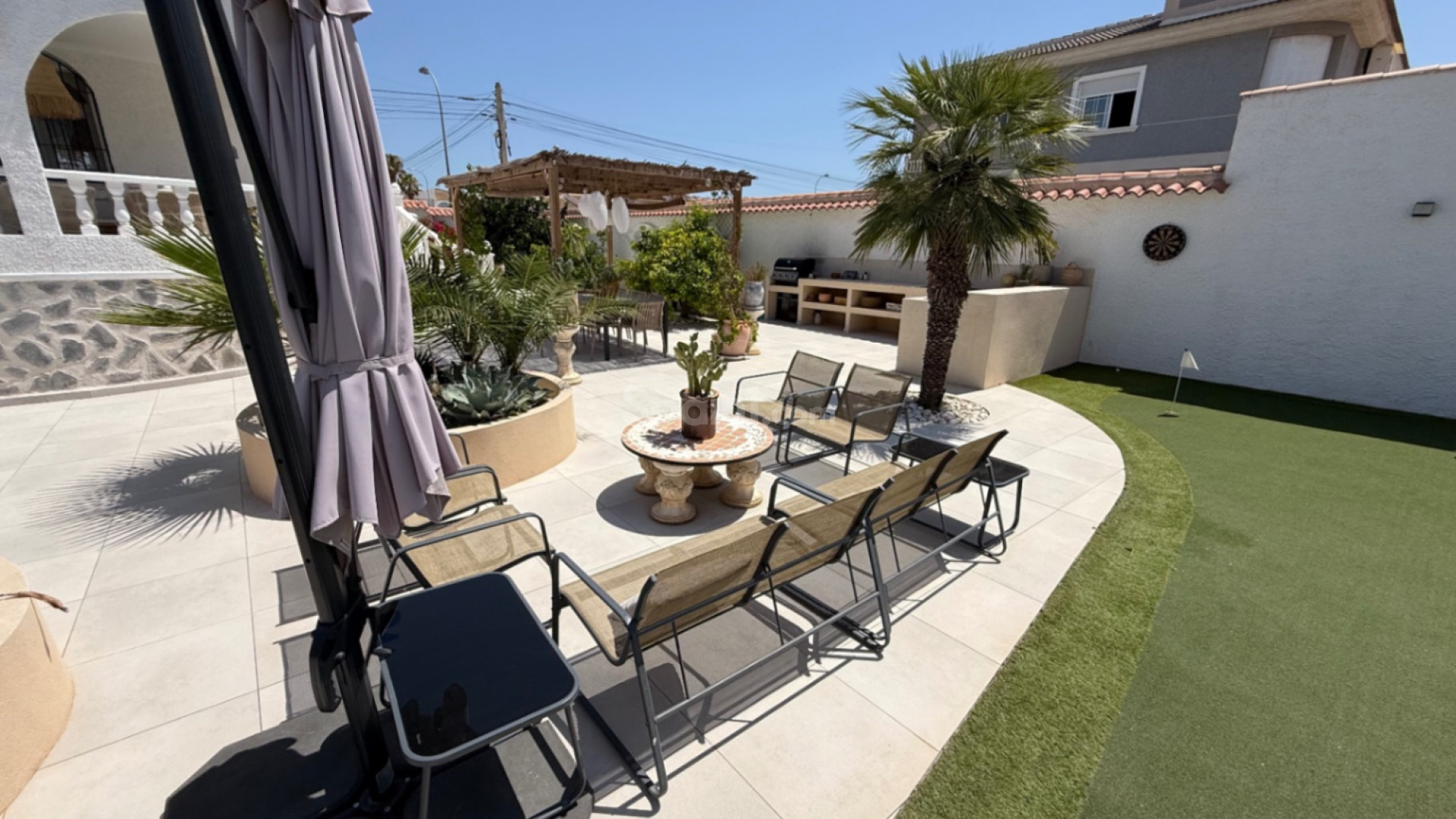 Resale - Villa -
Torrevieja - Costa Blanca Sur