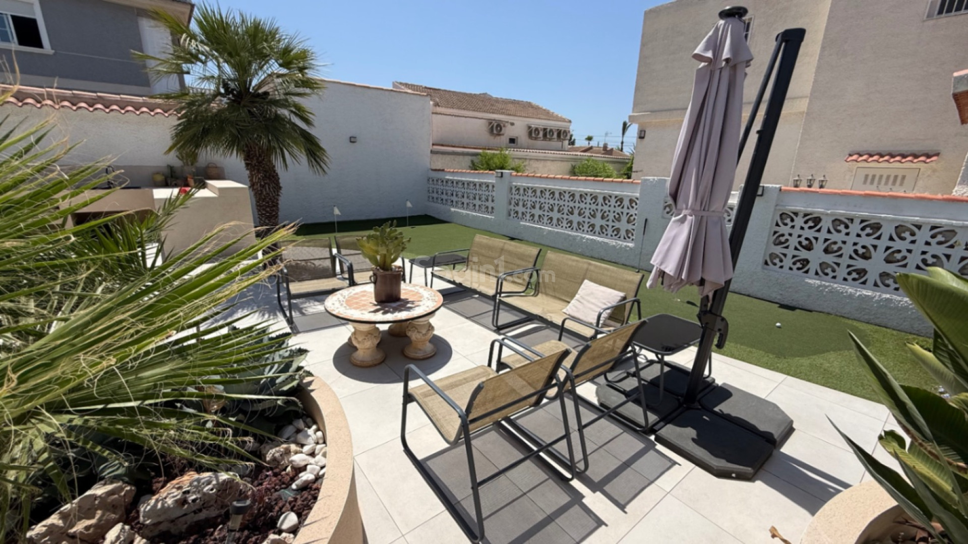 Resale - Villa -
Torrevieja - Costa Blanca Sur